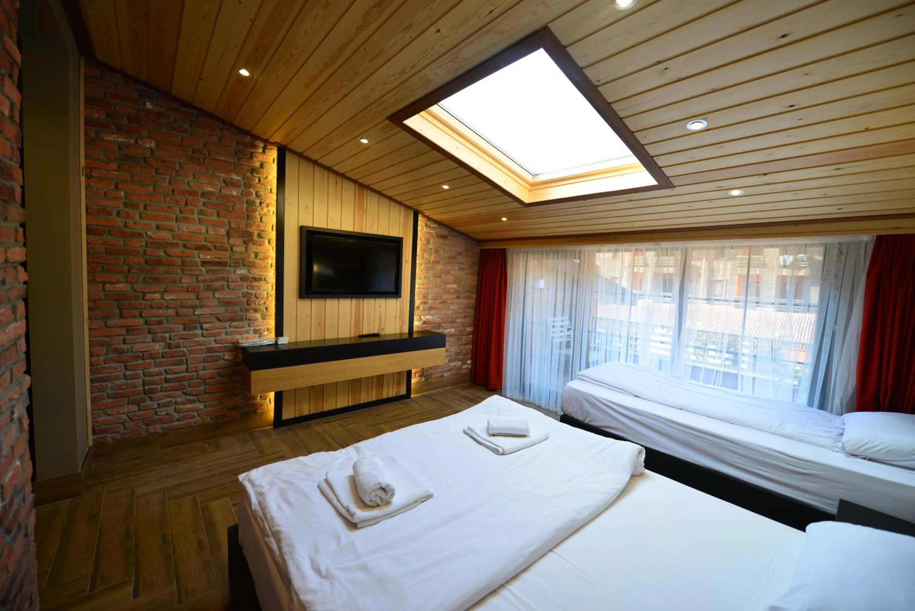 Bed in Inanlar Deluxe Hotel & Bungalow