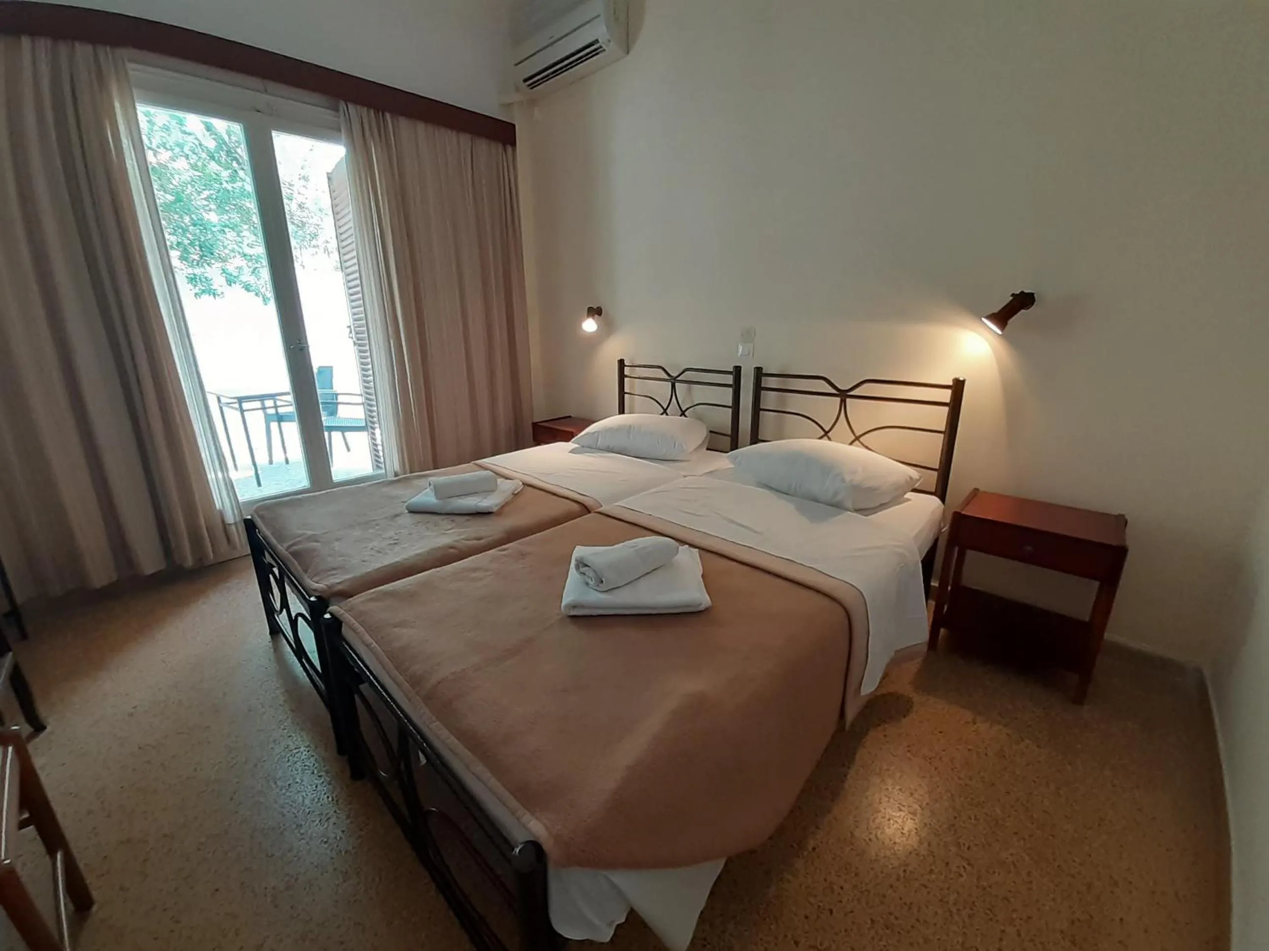 Bed in Hotel 3 Adelfia