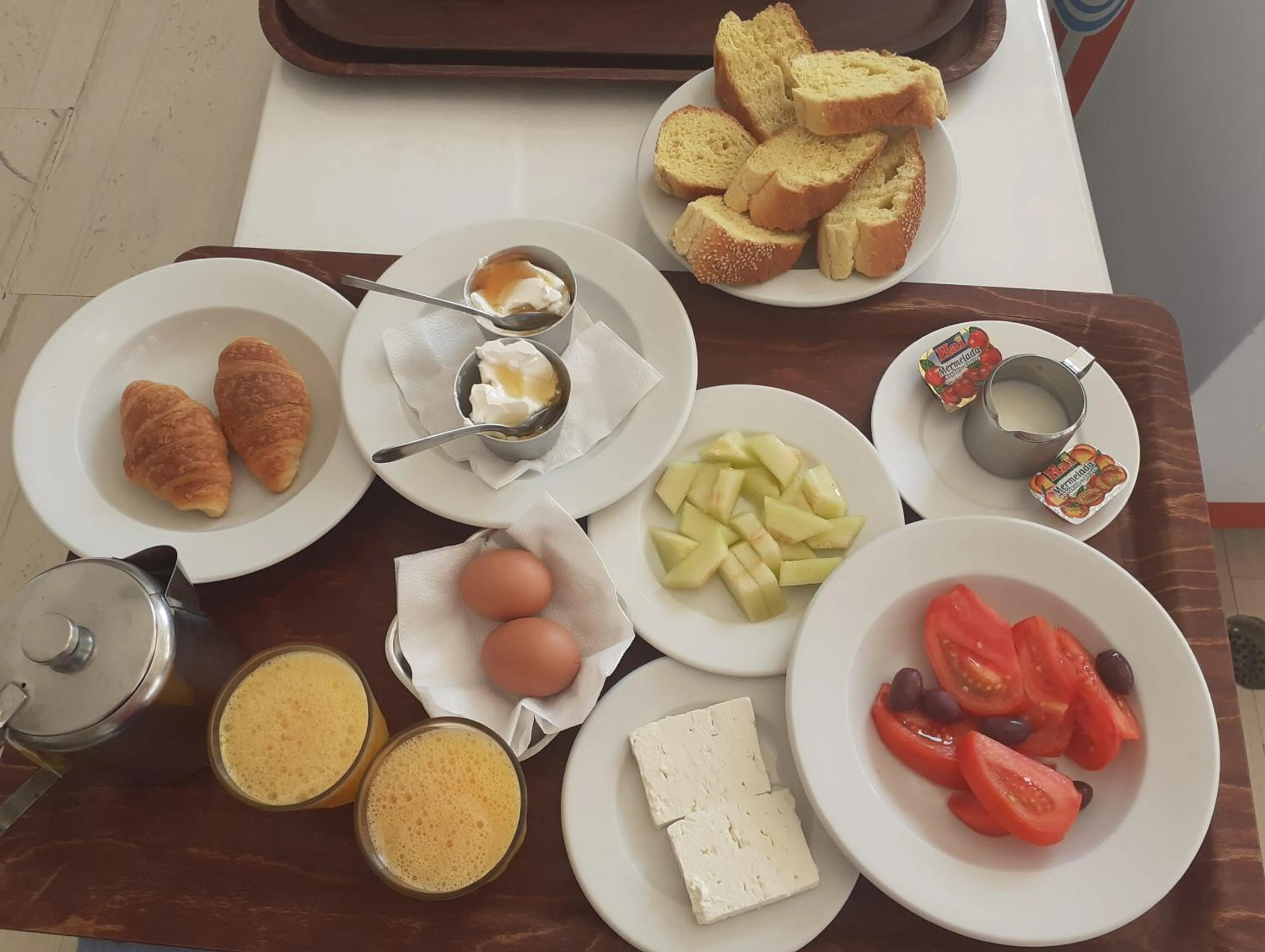 Breakfast in Hotel 3 Adelfia