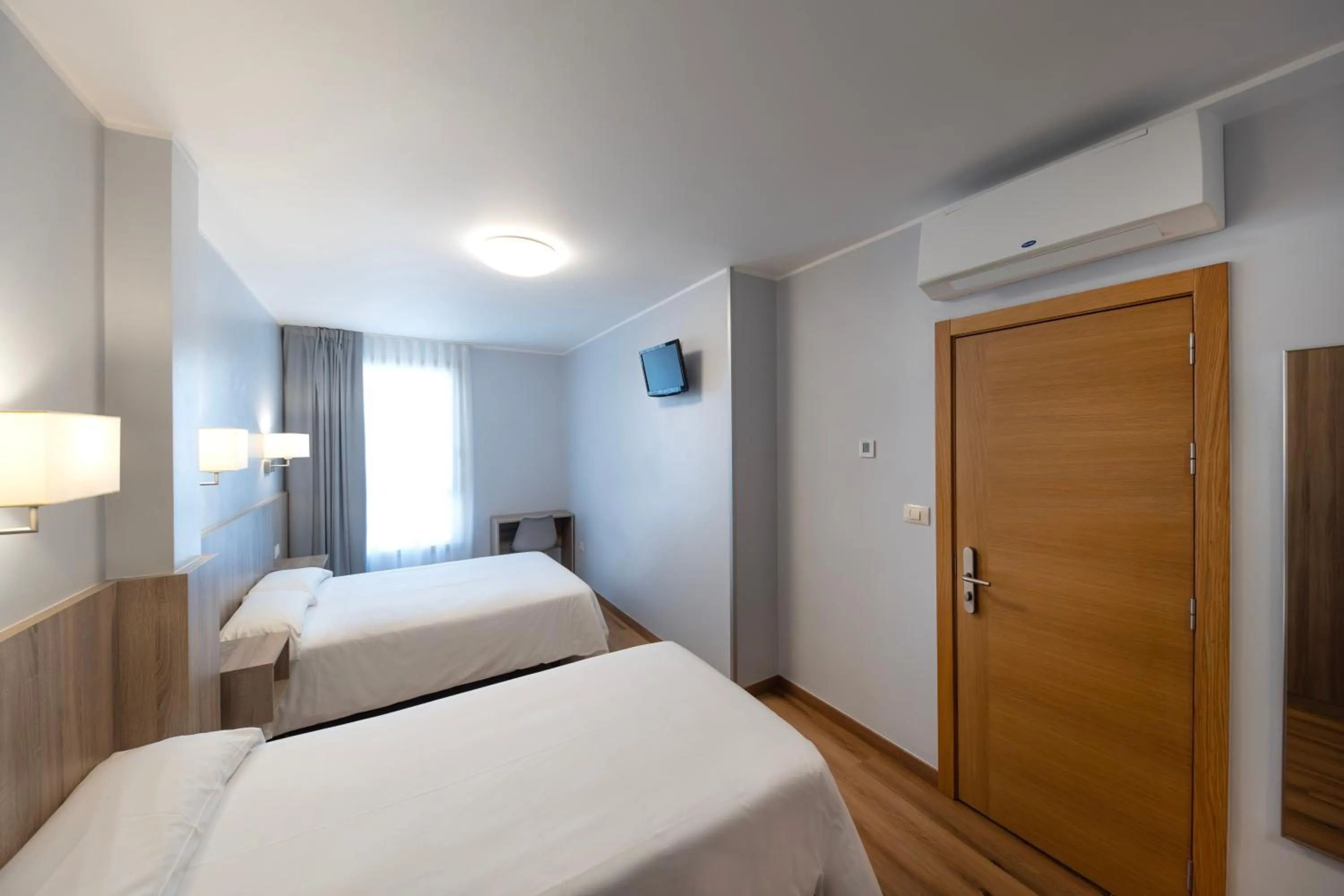 Photo of the whole room, Bed in Hotel Pantón