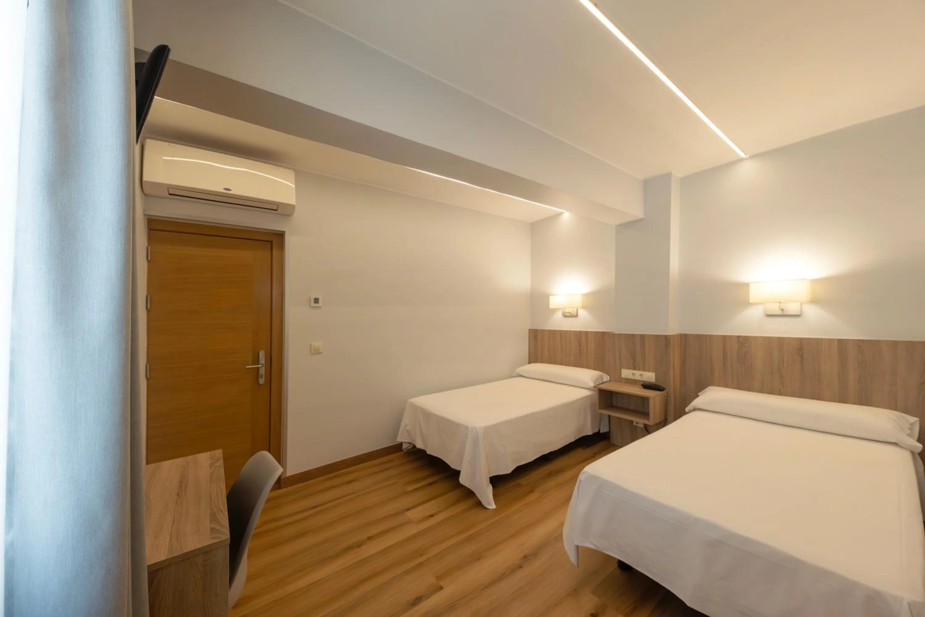 Photo of the whole room, Bed in Hotel Pantón