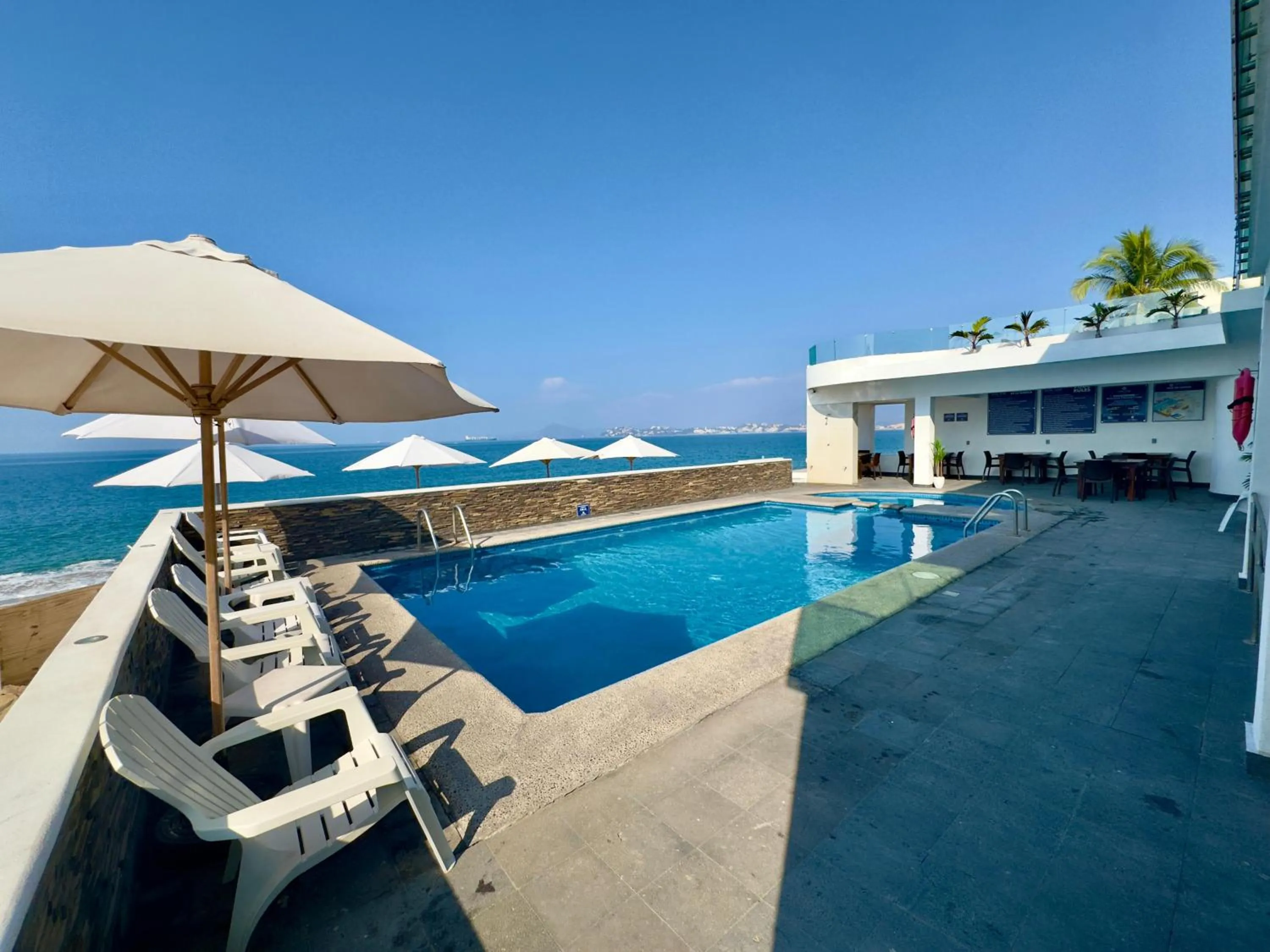 Pool view in Hotel Star