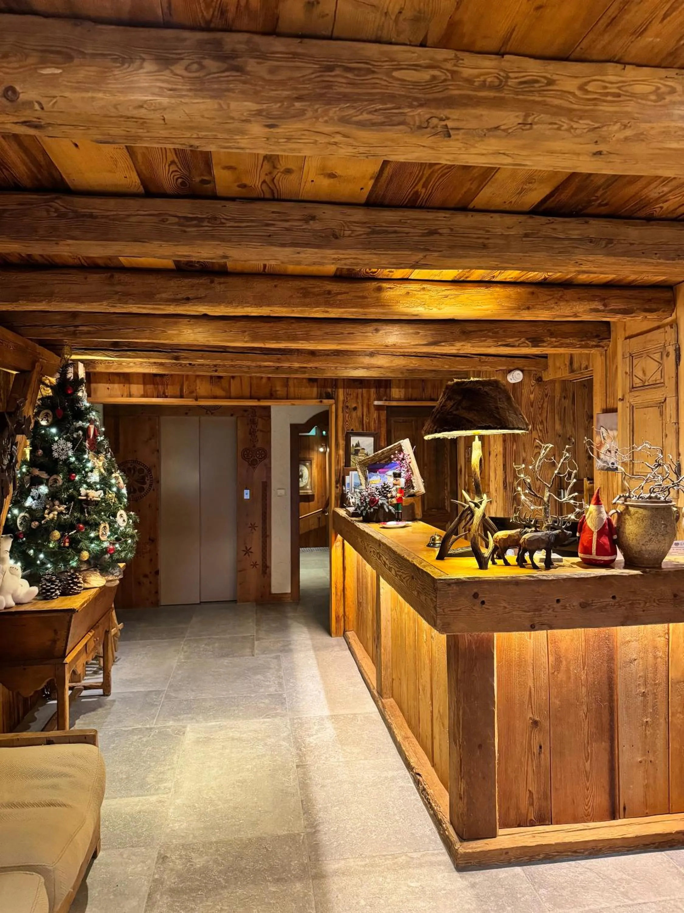 Lobby or reception in Residence Hôtelière La Renardiere