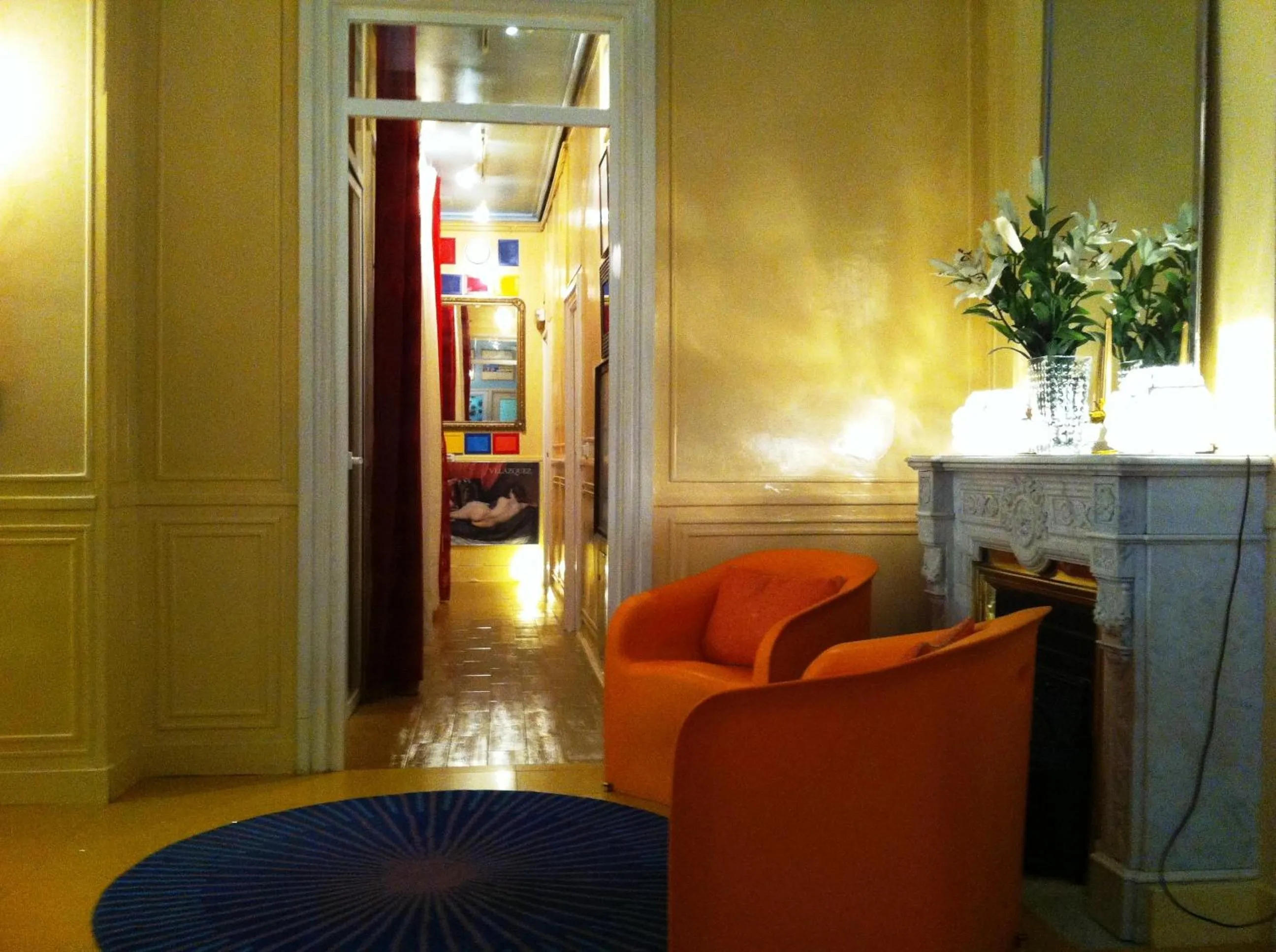 Decorative detail in Hostal La Fontana