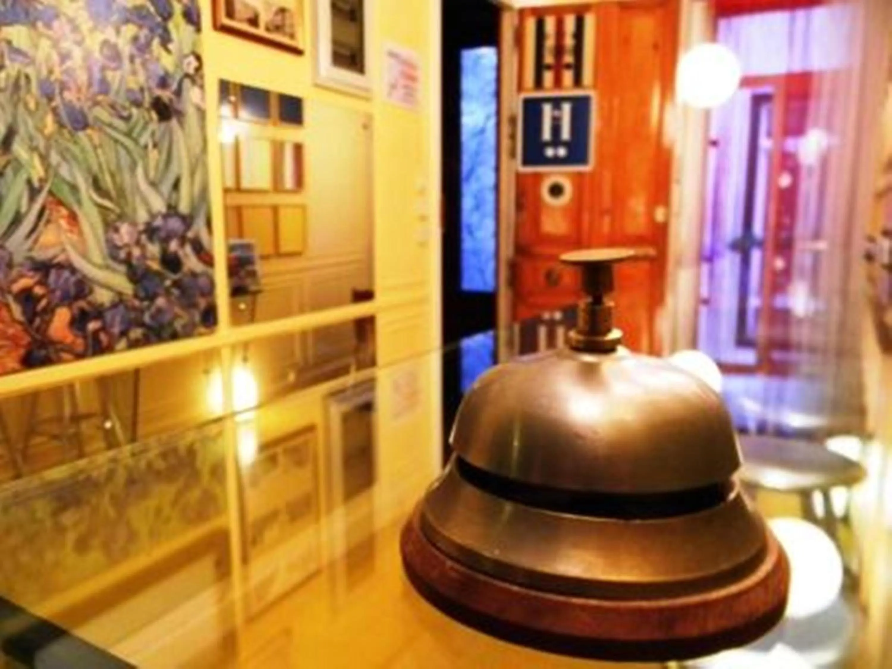 Lobby or reception in Hostal La Fontana