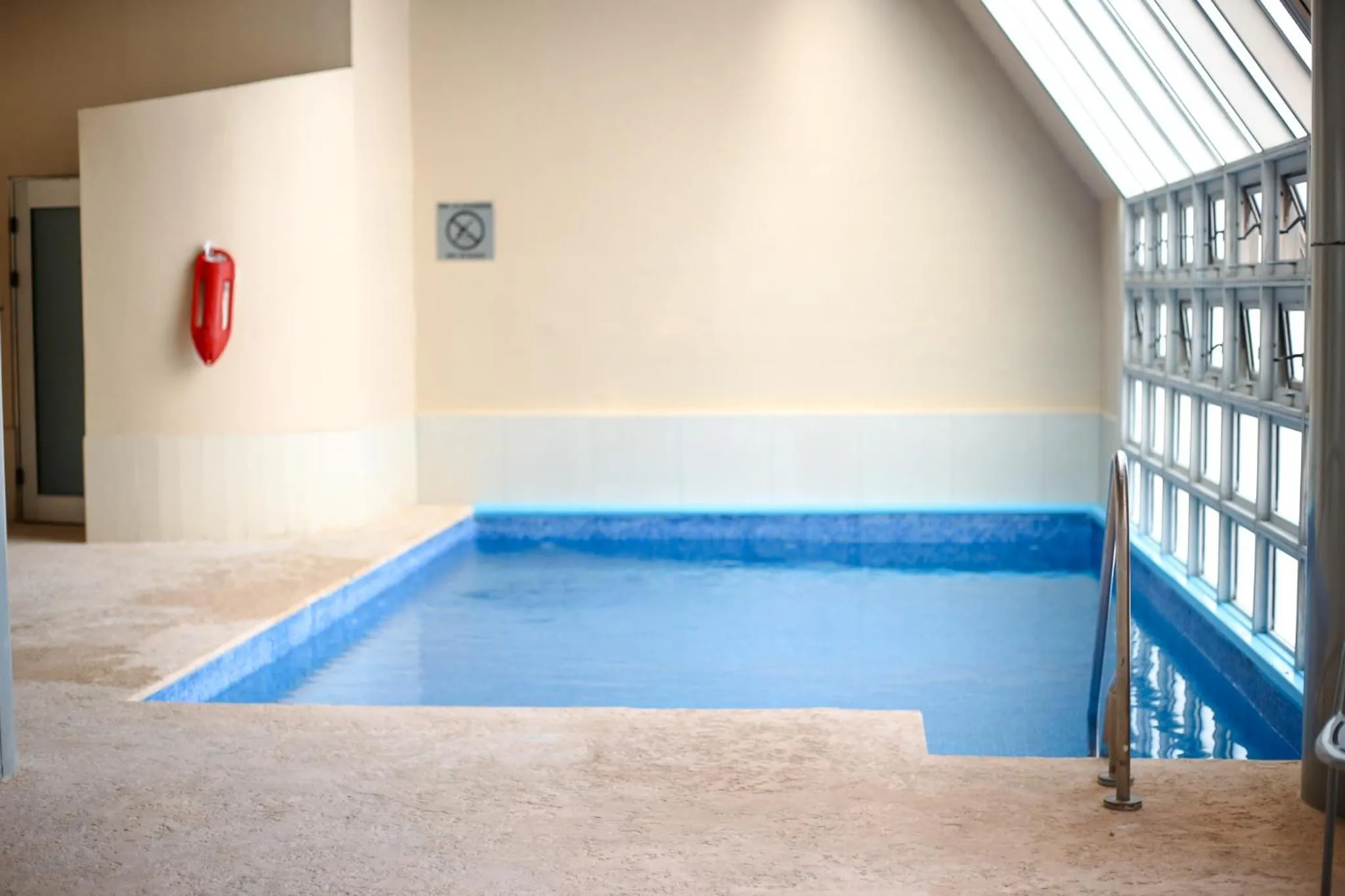 Swimming pool in Hotel Monterrey Macroplaza