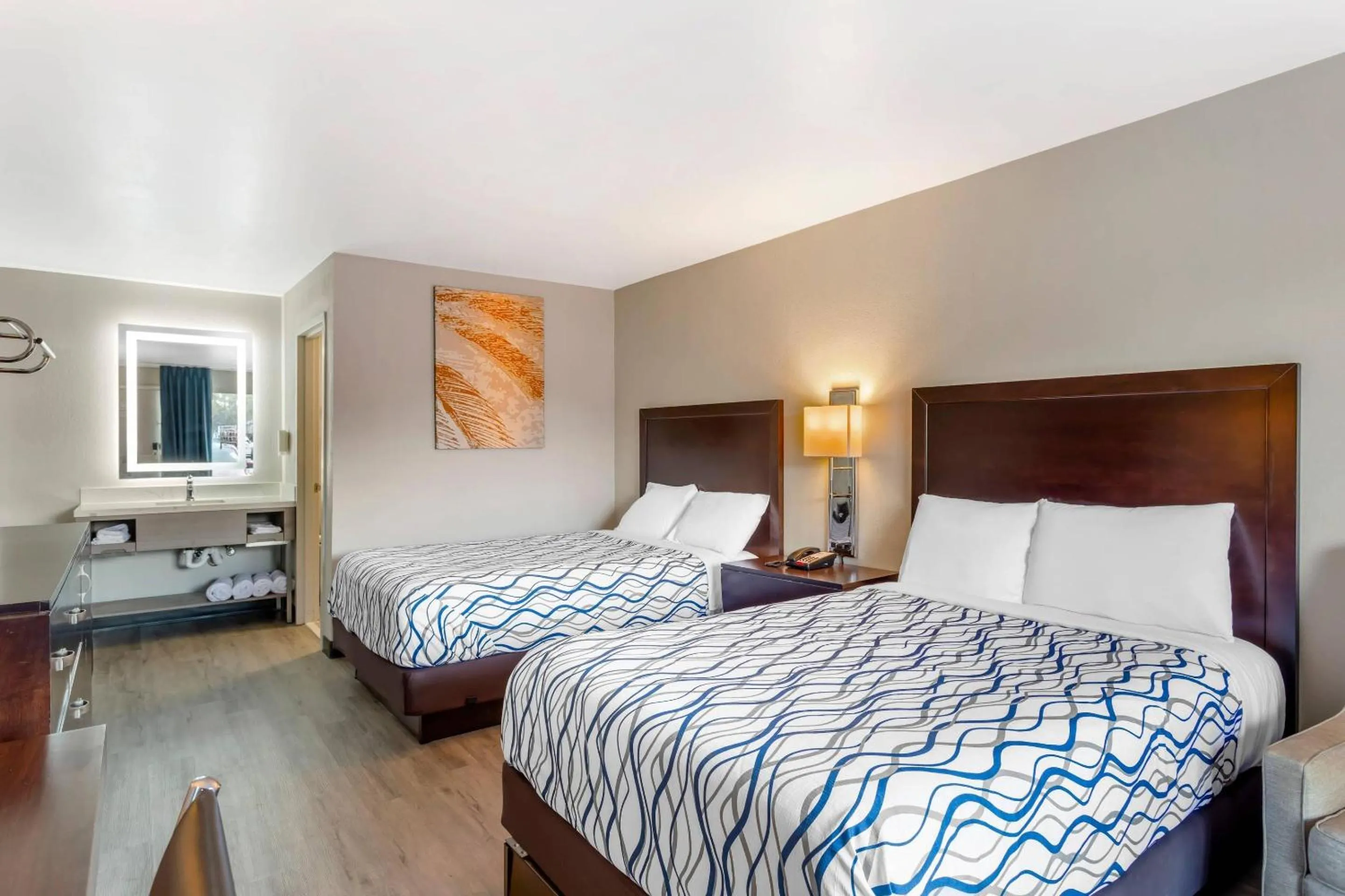 Bedroom, Bed in Rodeway Inn Orange Park - Jacksonville near Naval Air Station