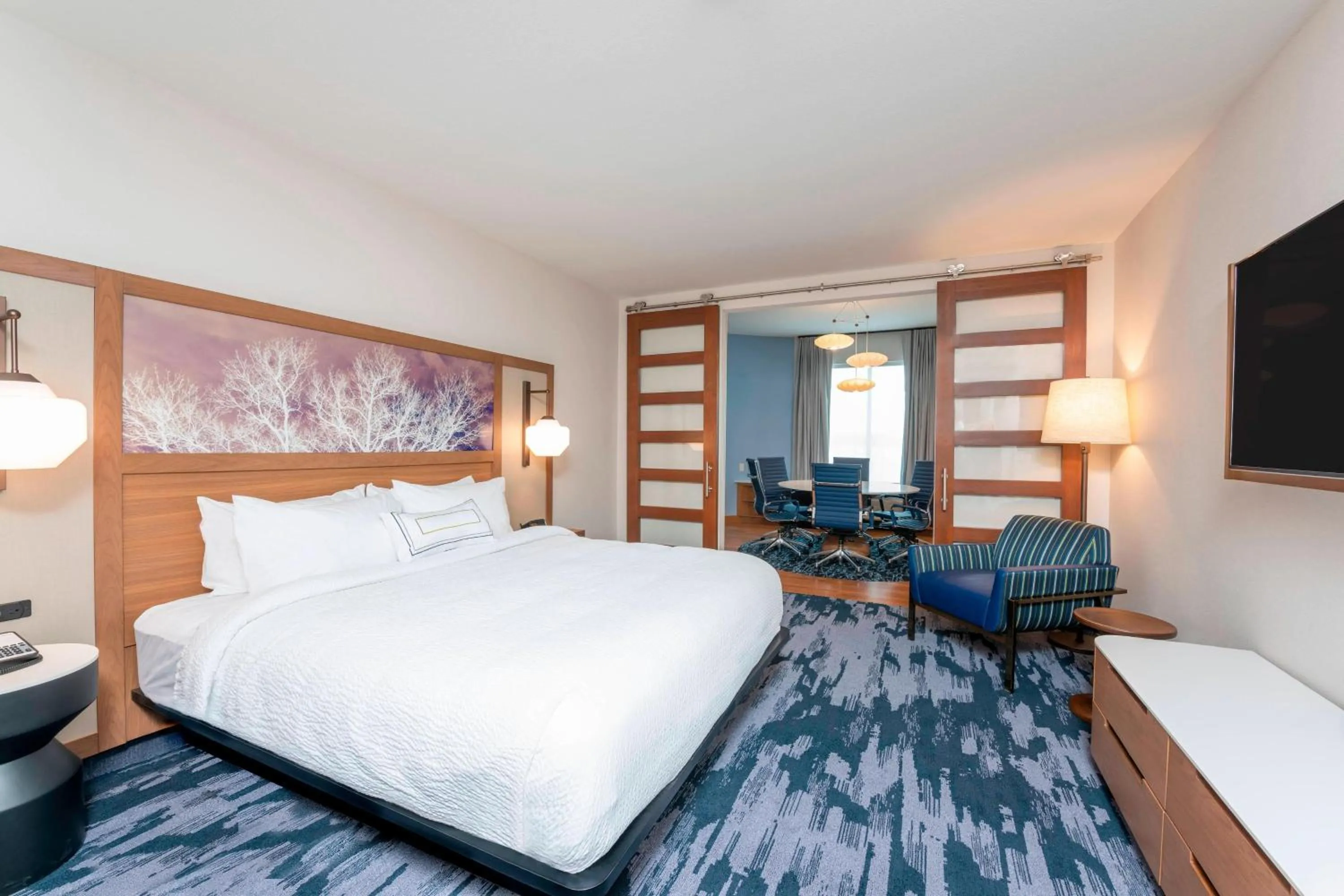 Bedroom, Bed in Fairfield Inn & Suites by Marriott Fair Oaks Farms