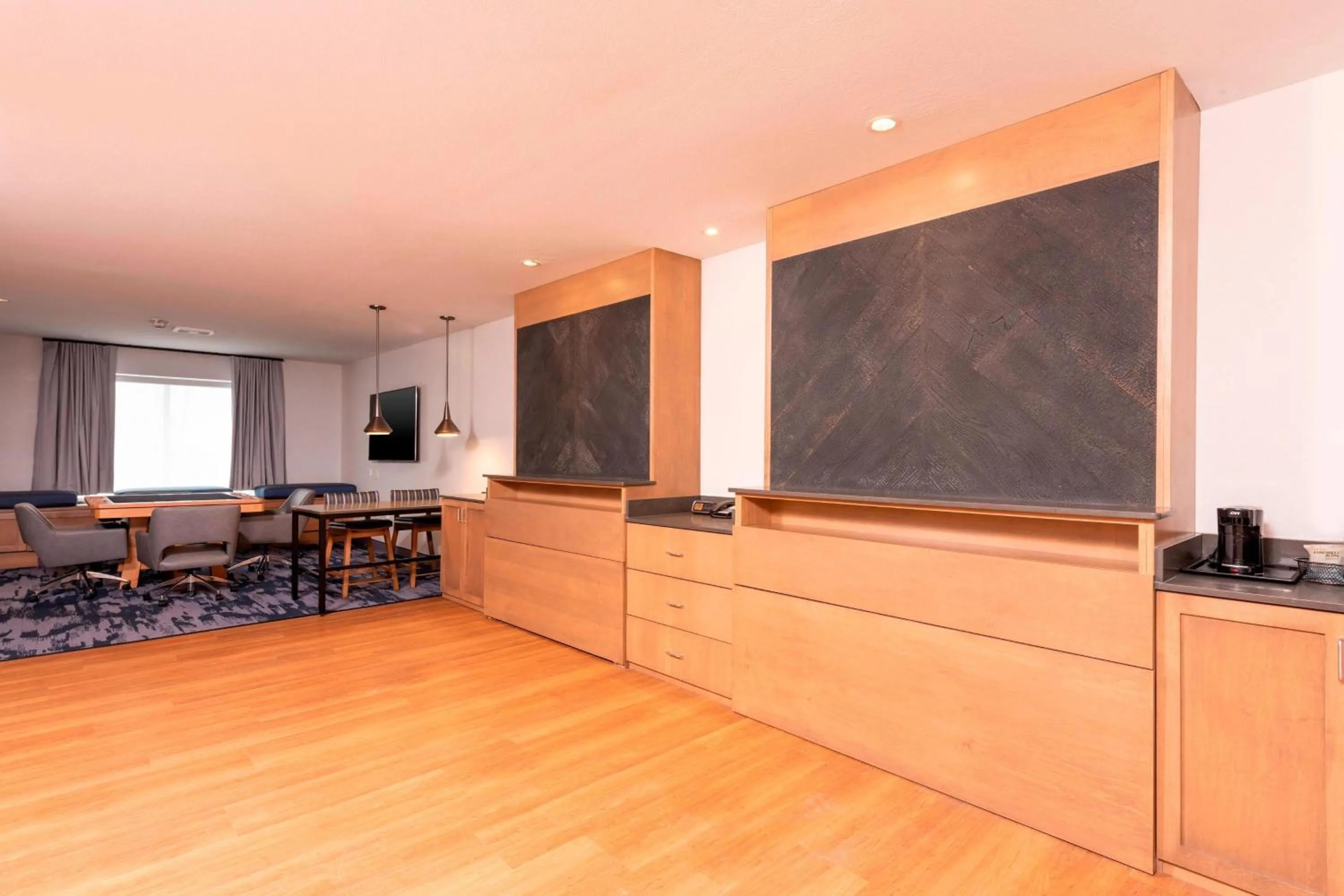 Photo of the whole room in Fairfield Inn & Suites by Marriott Fair Oaks Farms