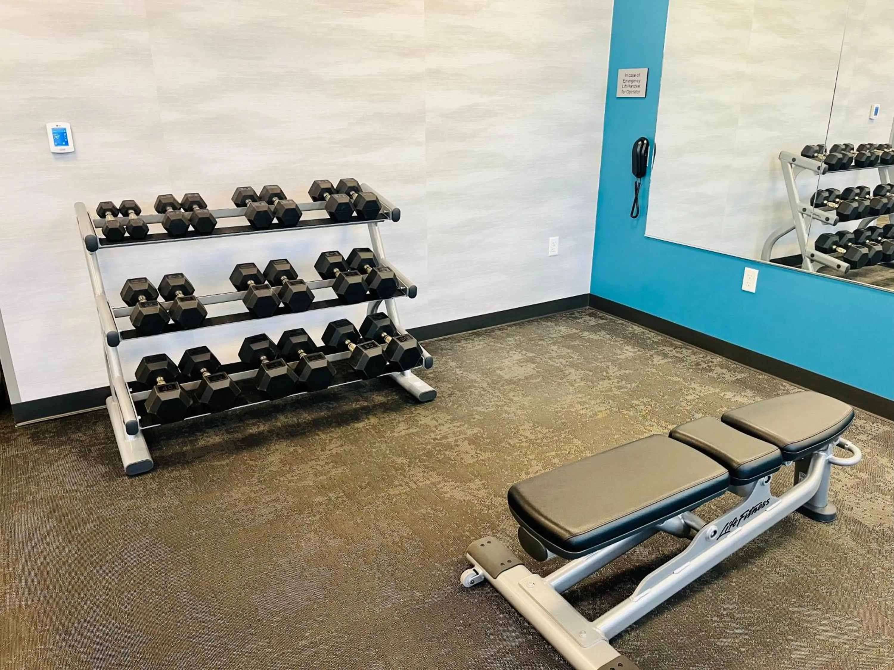 Fitness centre/facilities in Fairfield Inn & Suites by Marriott Staunton
