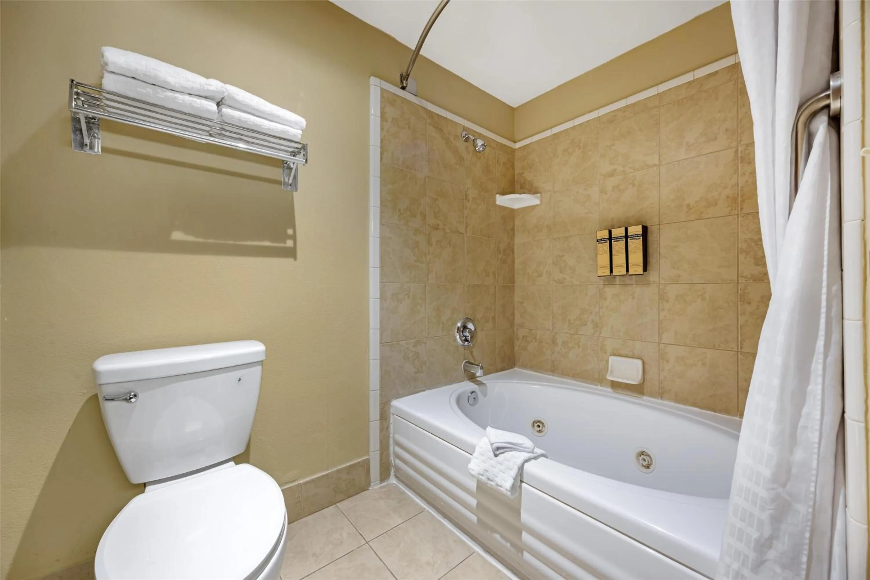 Bathroom in Best Western Plus Prairie Inn