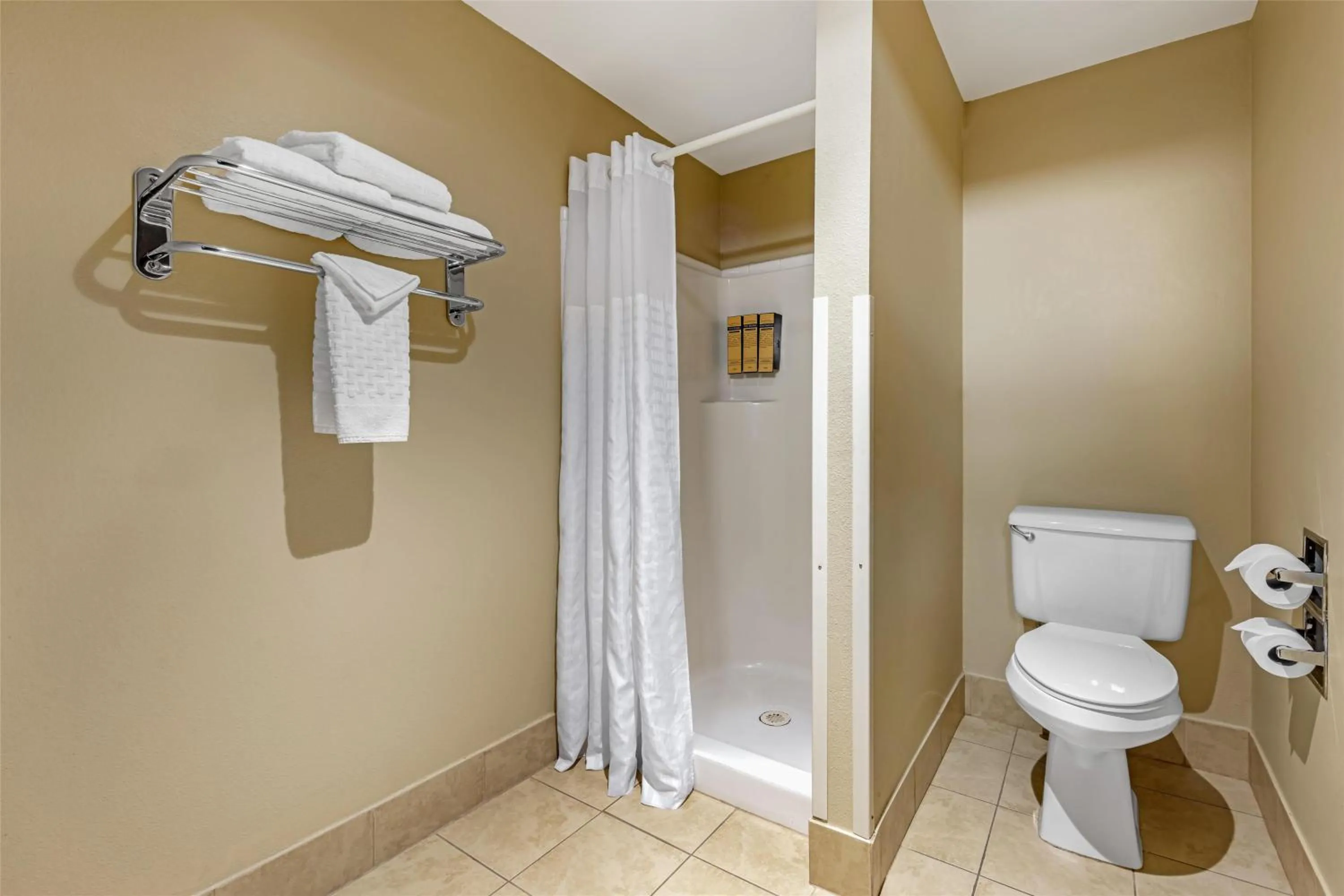 Bathroom in Best Western Plus Prairie Inn