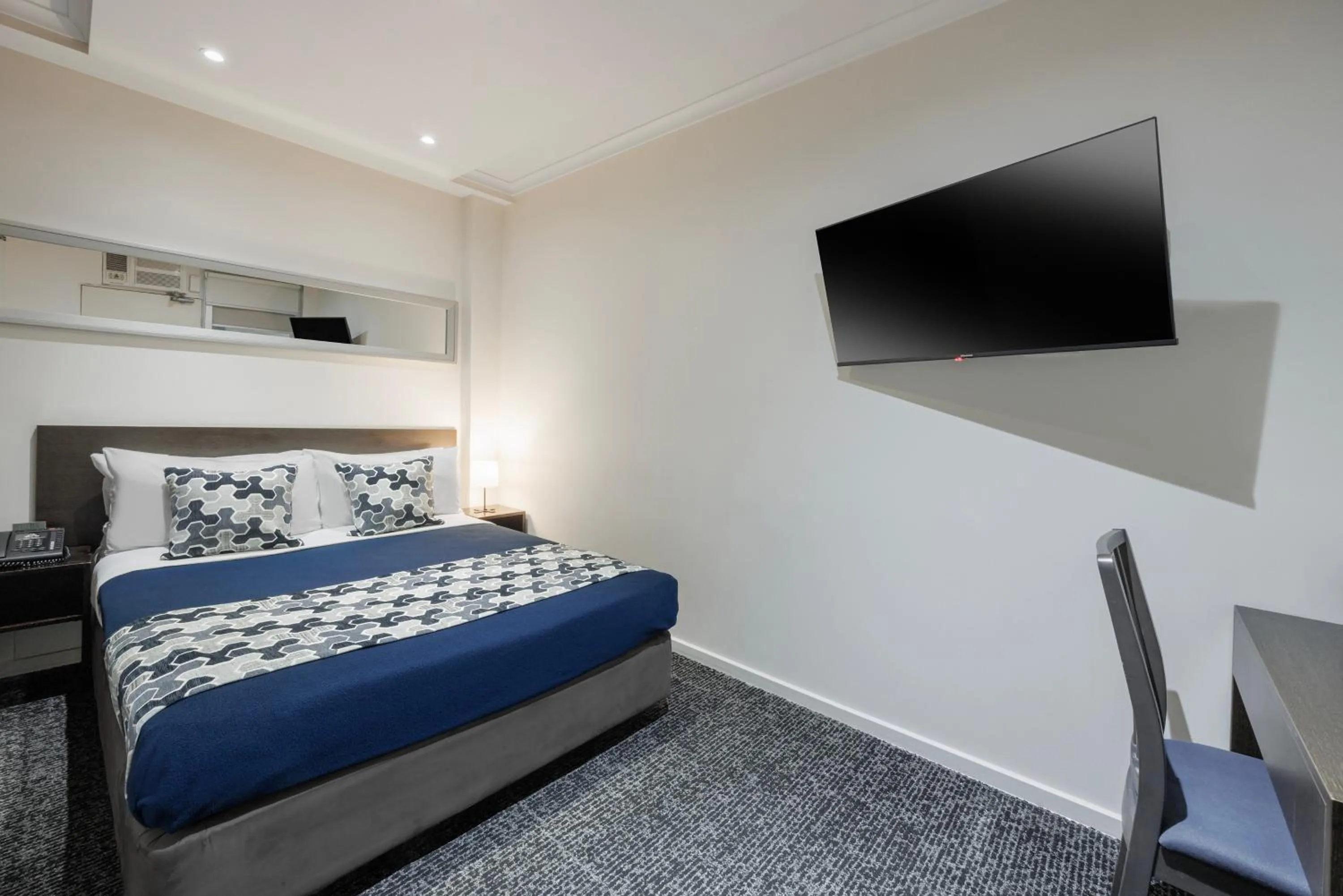 Bed in Great Southern Hotel Melbourne