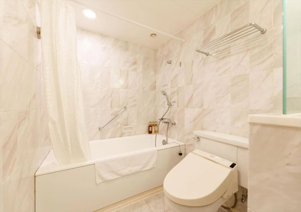 Toilet in Kanazawa New Grand Hotel Premier