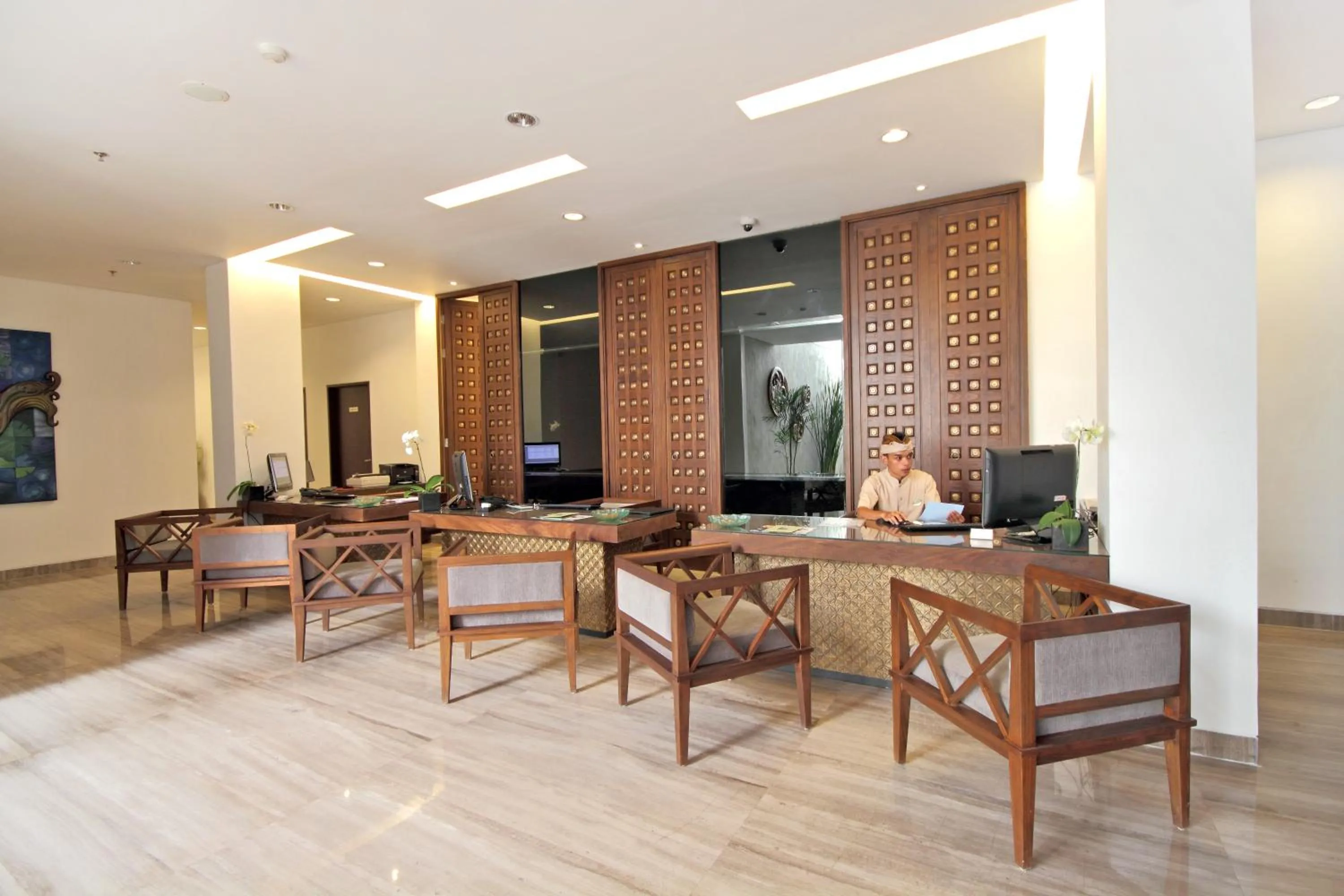Lobby or reception in Hotel Santika Siligita Nusa Dua