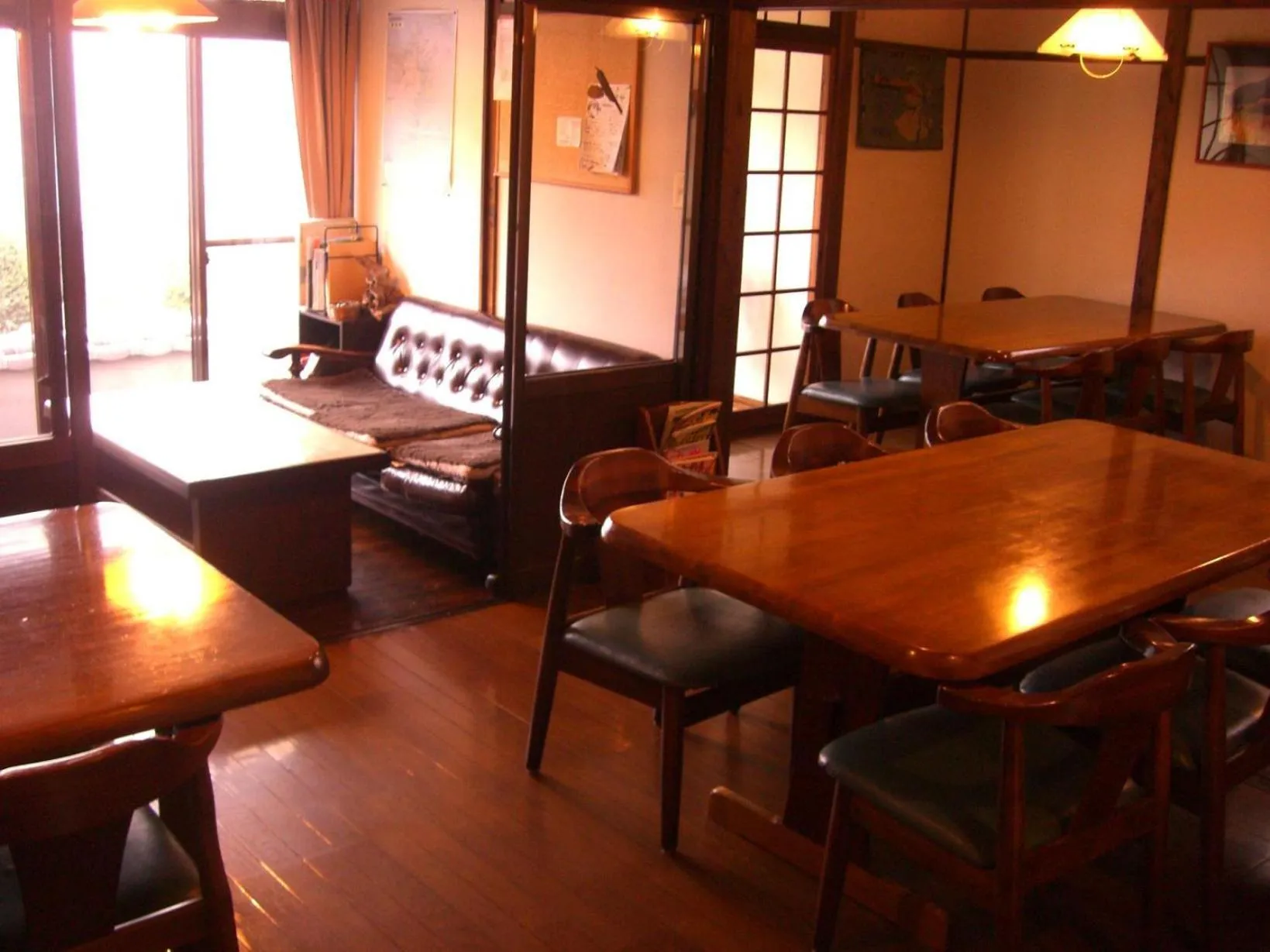 Restaurant/places to eat in Yufuin Country Road Youth Hostel