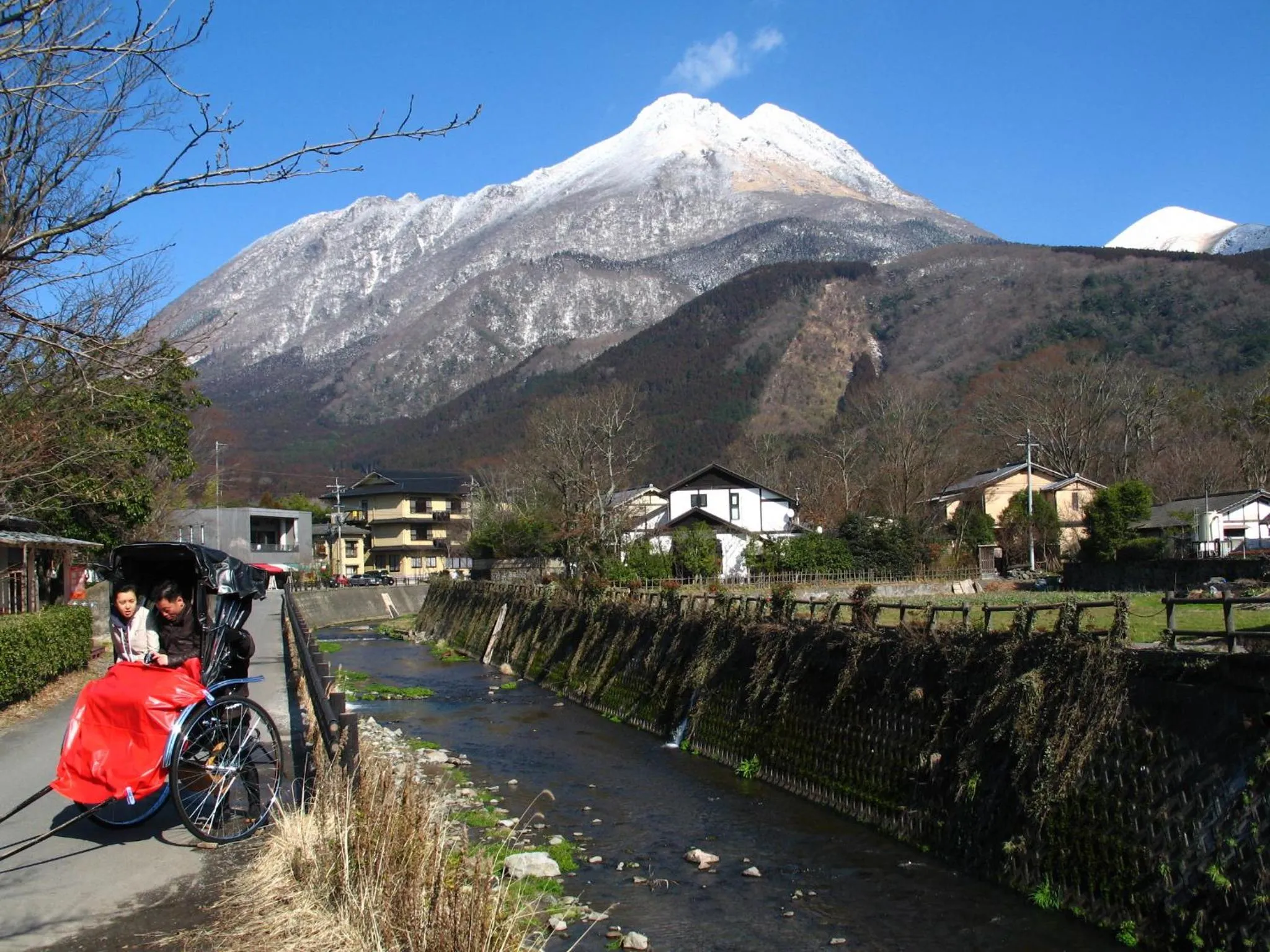 Area and facilities in Yufuin Country Road Youth Hostel