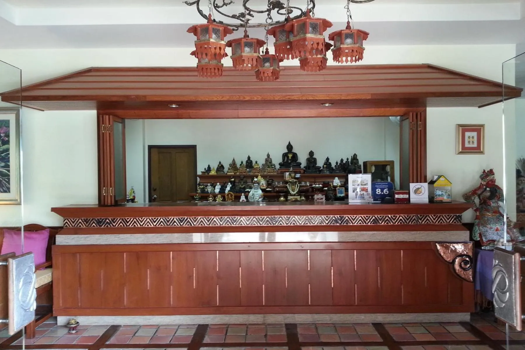 Lobby or reception in Sripat Guesthouse SHA Extra Plus