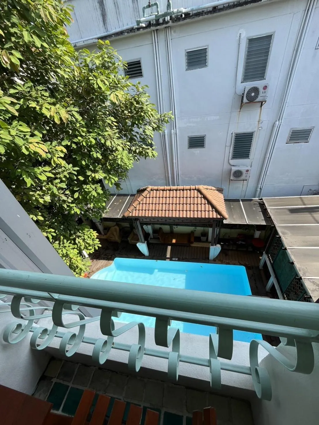 Balcony/Terrace in Sripat Guesthouse SHA Extra Plus