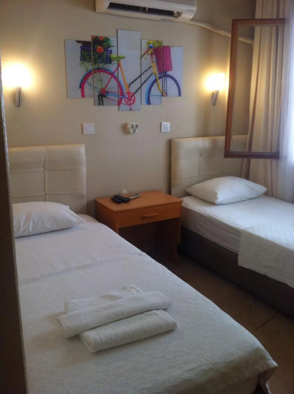 Koz Eren Otel Çeşme