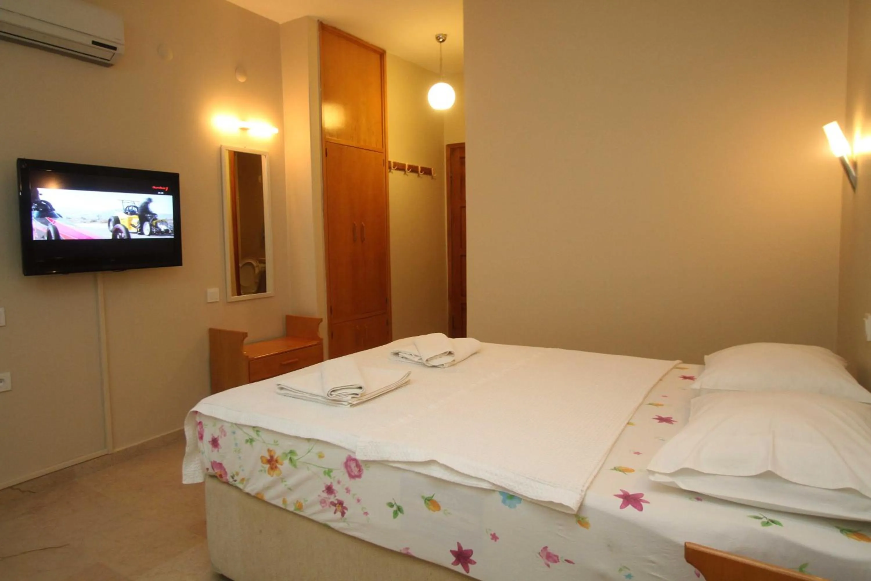 Bedroom in Koz Eren Otel Çeşme