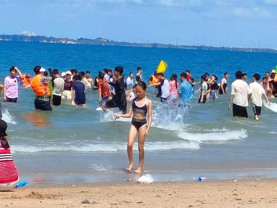 Beach in Gold Stars Hotel