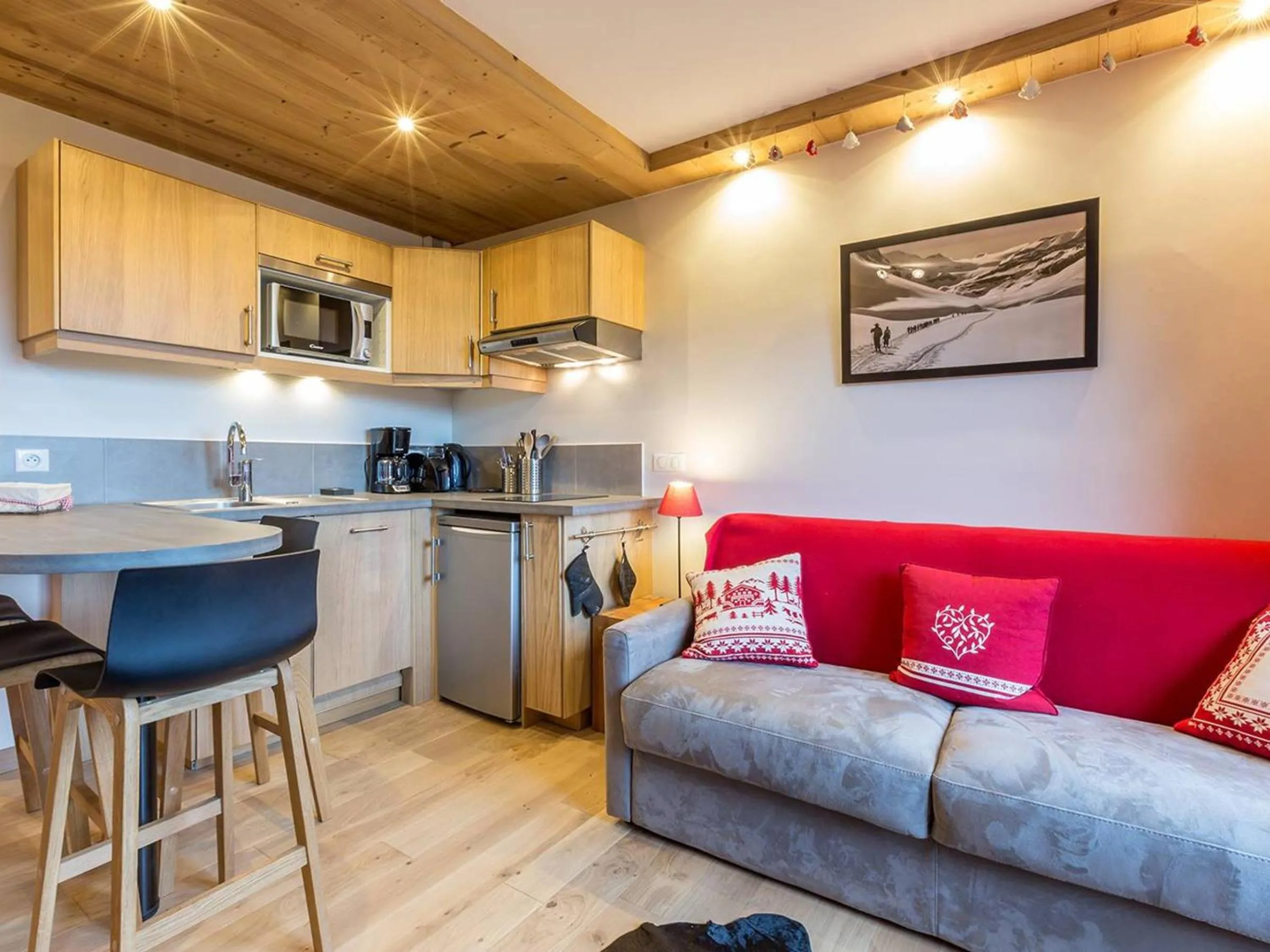 Appartement rénové au cœur de Méribel, proche des pistes - FR-1-355-108