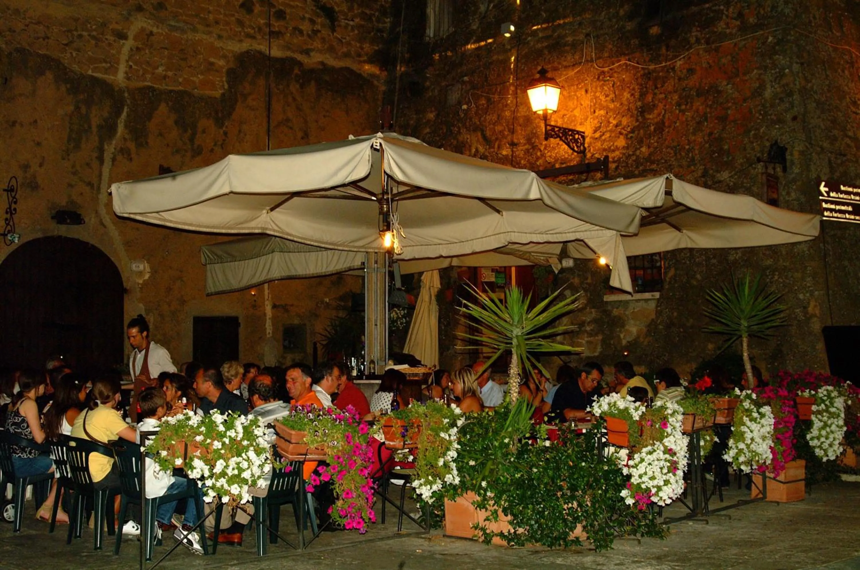 Restaurant/places to eat in Affittacamere La Magica Torre