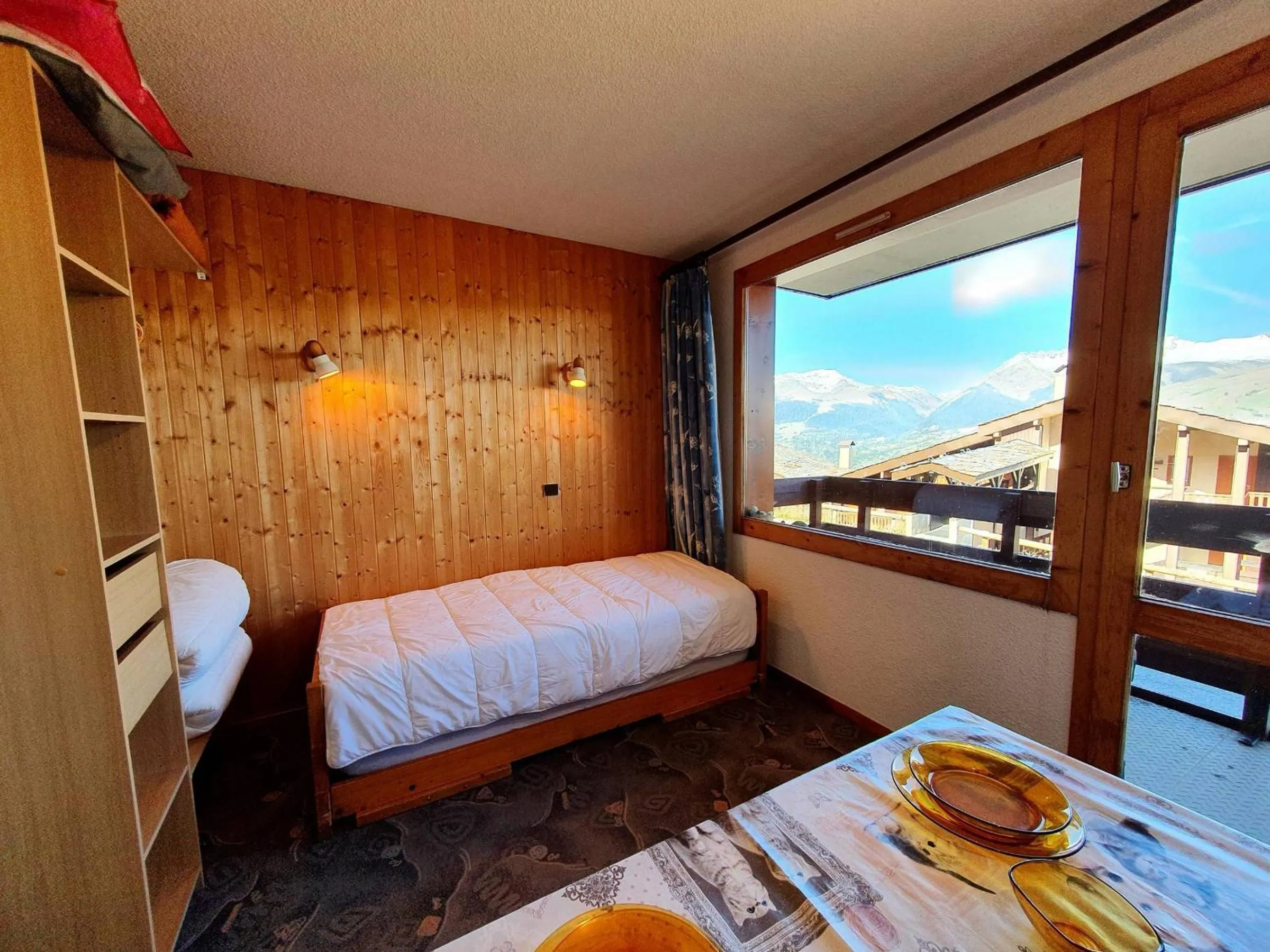 Confortable studio 2 pers. à 100m des pistes avec balcon et vue Mont-Blanc - FR-1-353-22