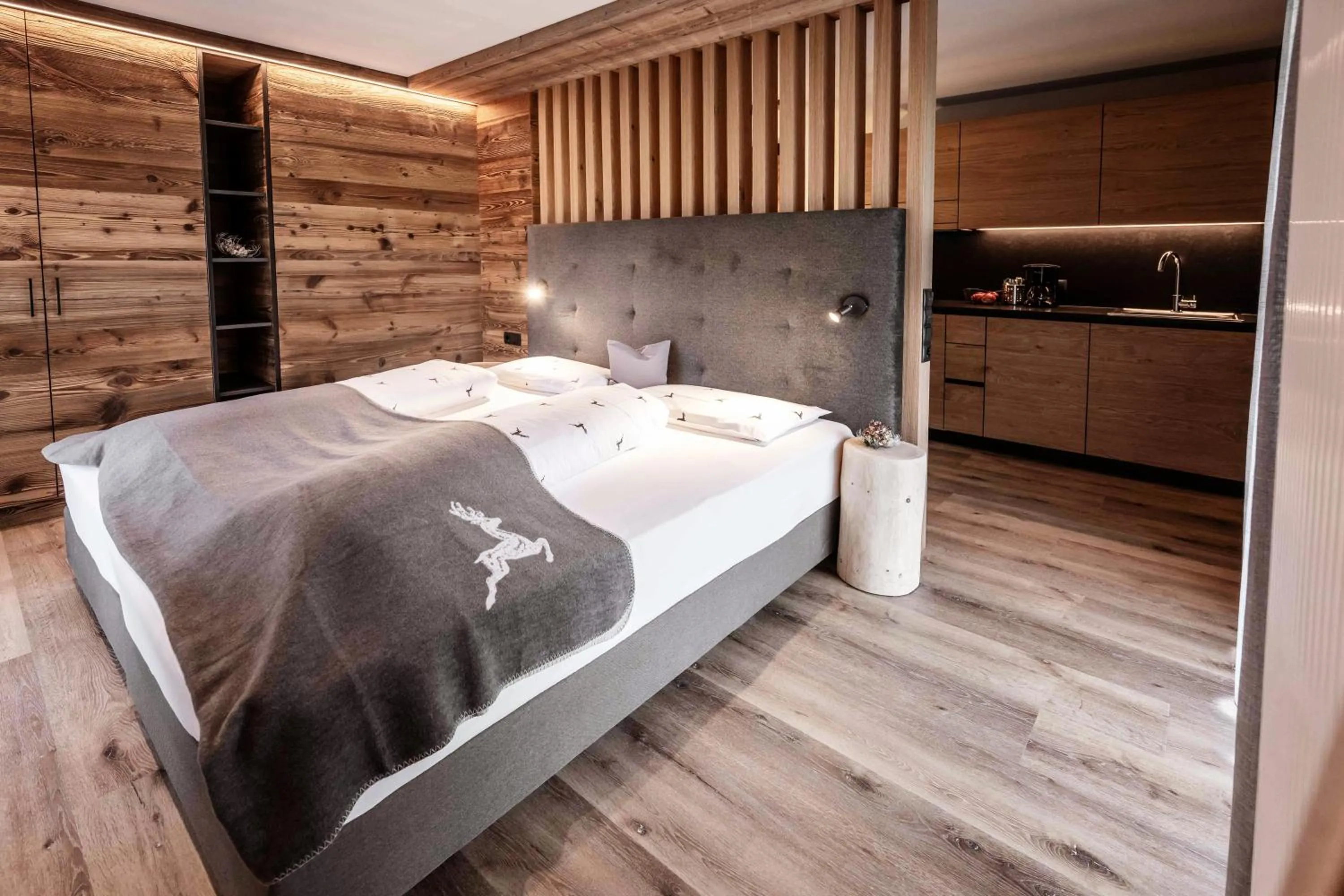 Photo of the whole room, Bed in Appartement- und Wellnesshotel Winkler