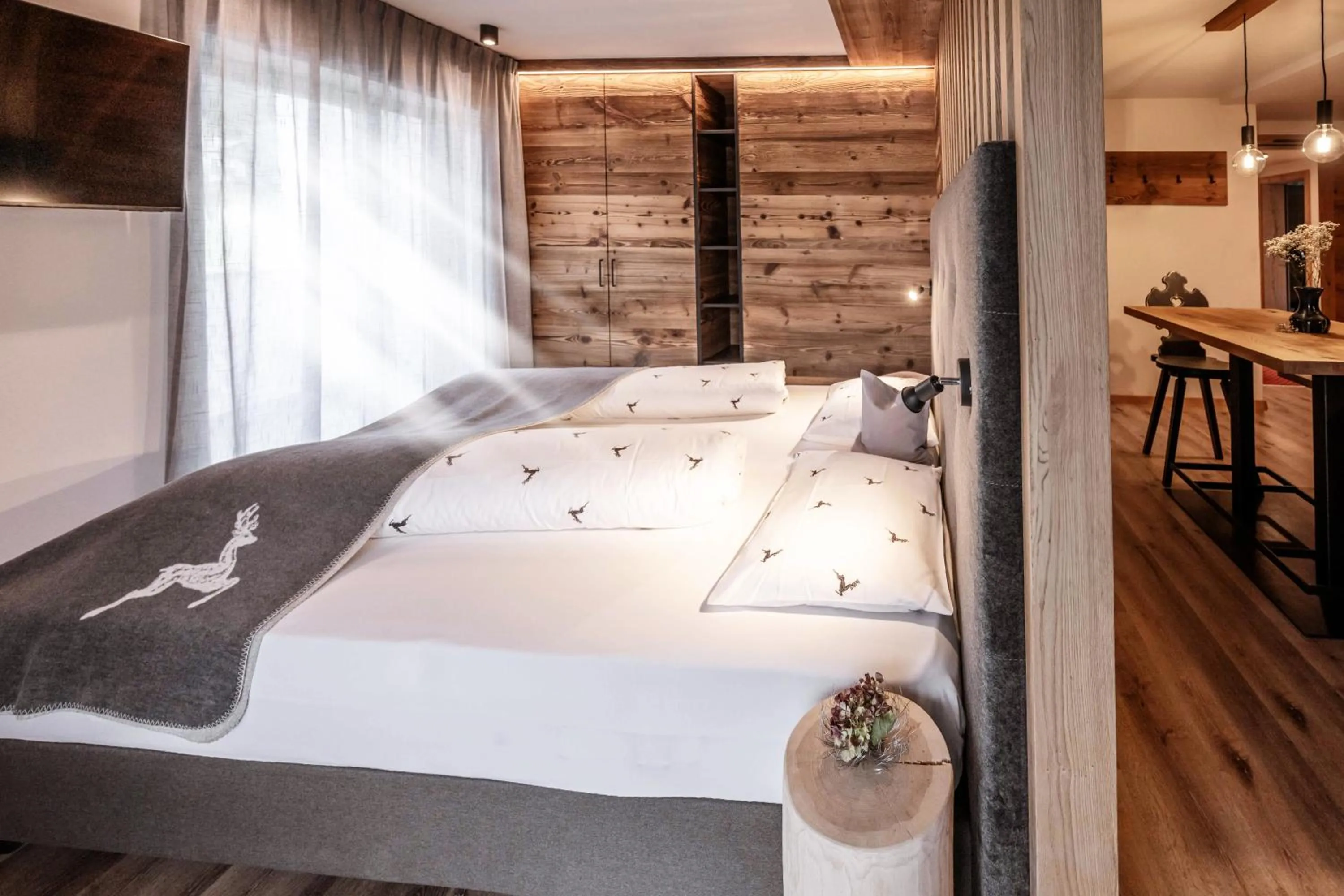 Photo of the whole room, Bed in Appartement- und Wellnesshotel Winkler