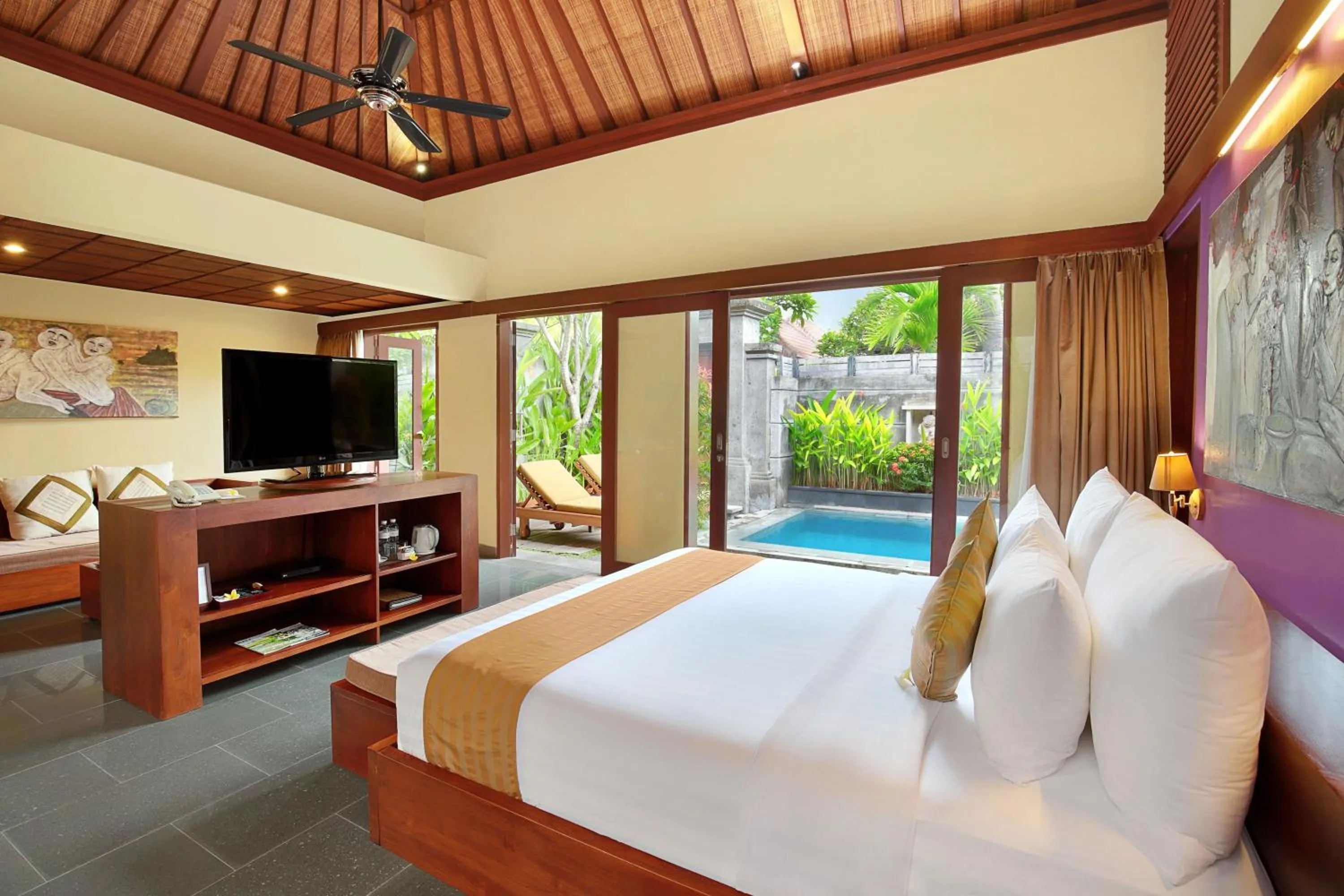 Bed in Nyuh Bali Villas