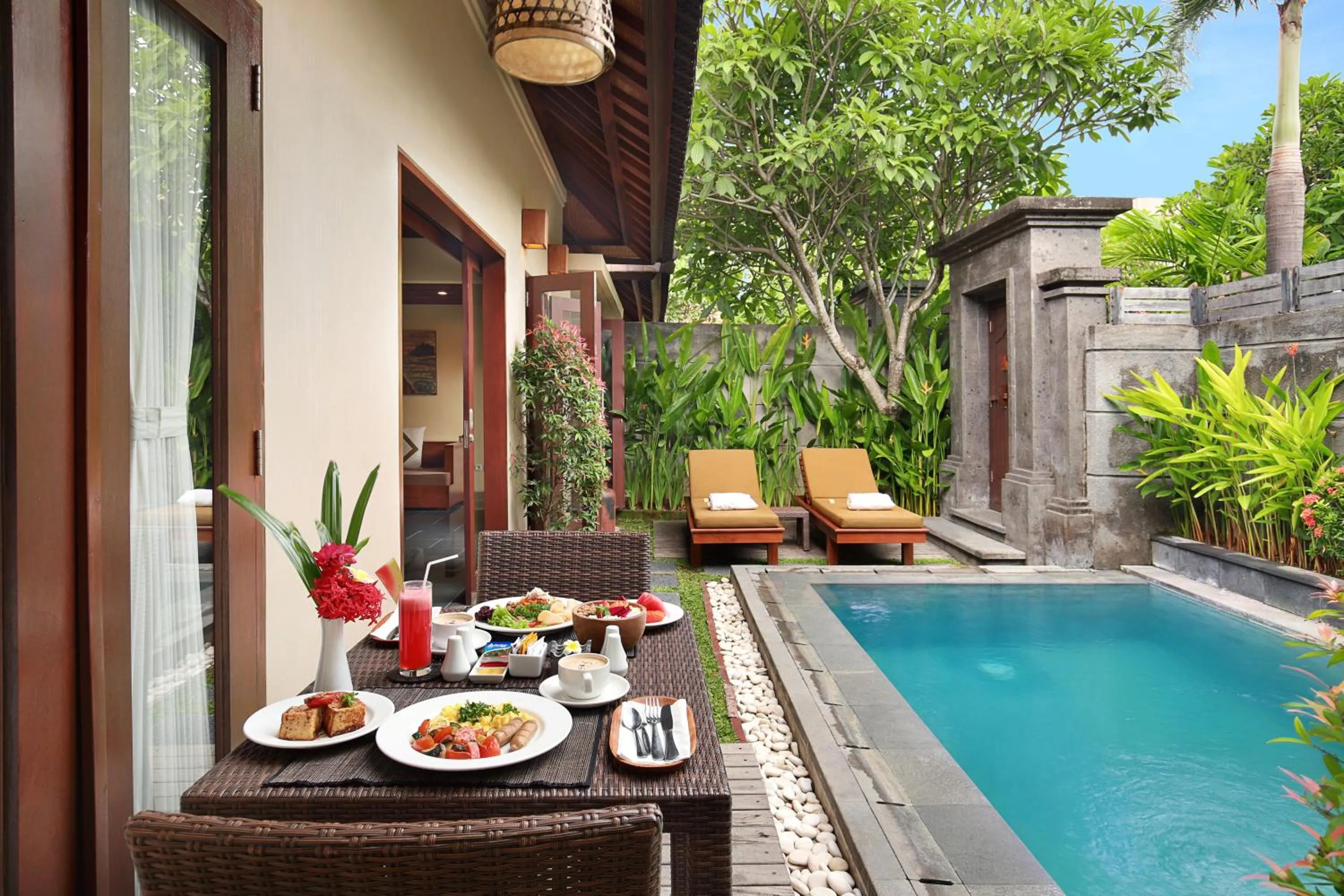 Garden in Nyuh Bali Villas