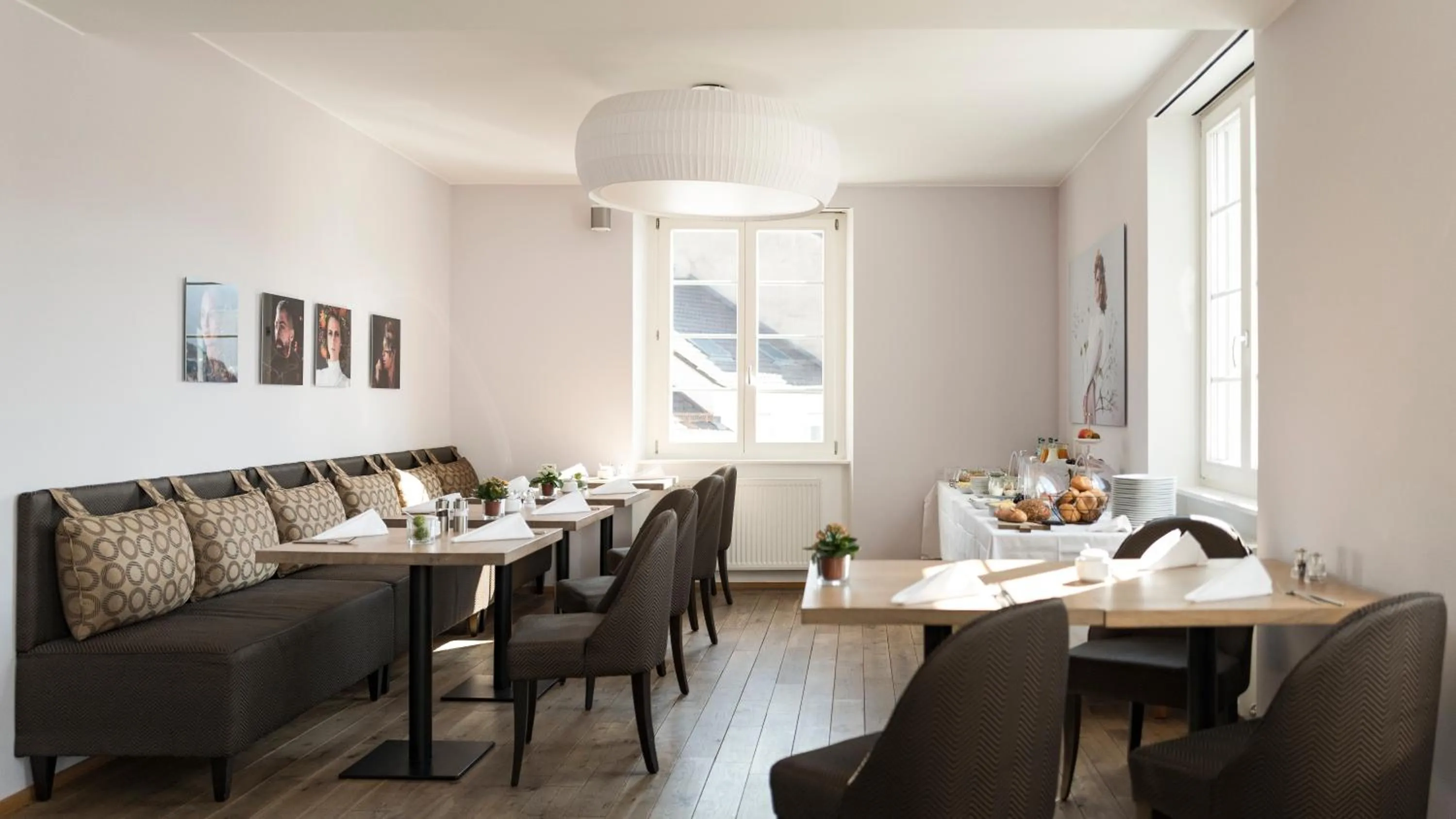 Restaurant/places to eat in BASE II - Das Bed & Breakfast bei Basel (Lörrach)