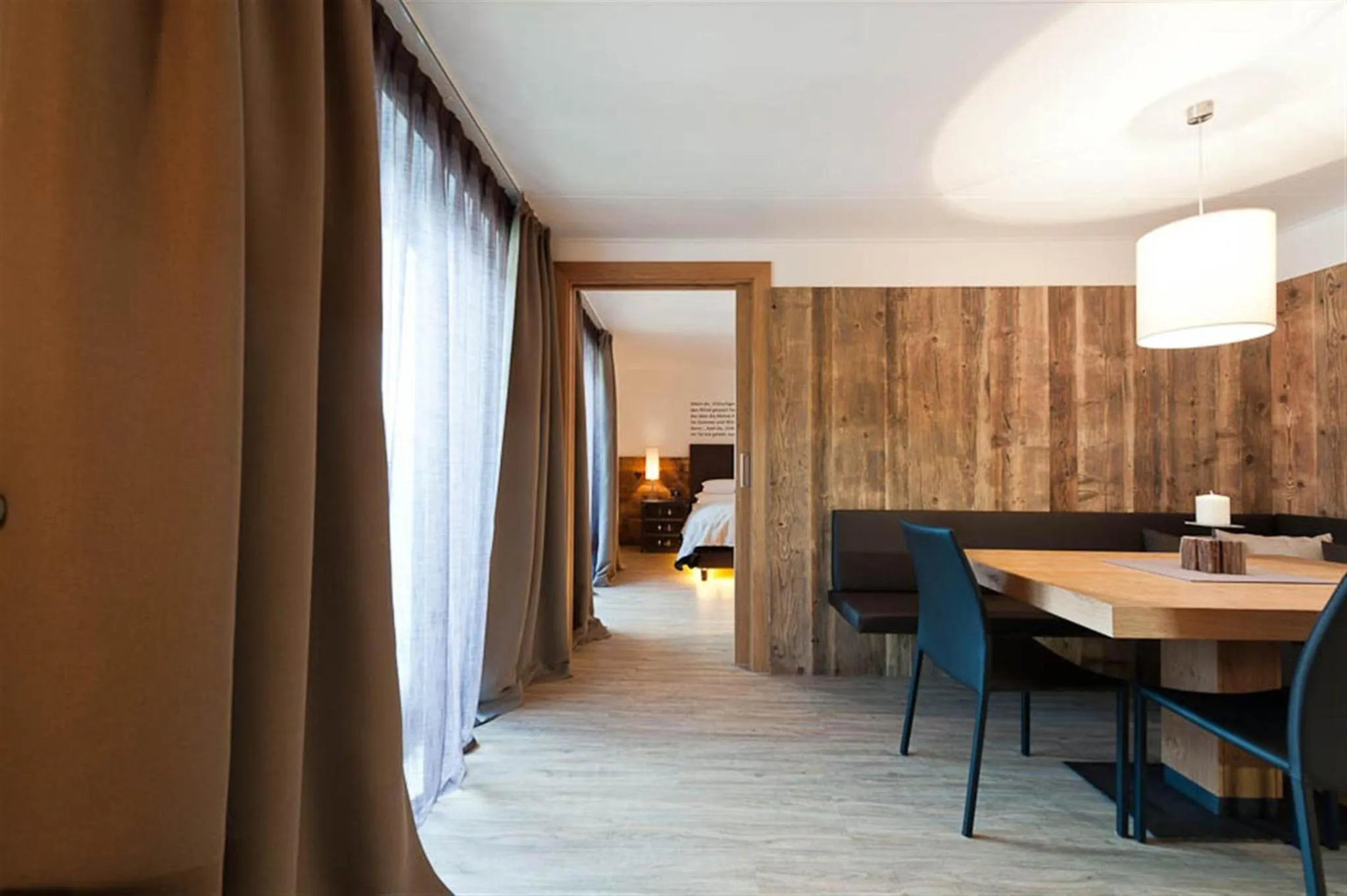 Day in Burgus - Design Suites & Apartments