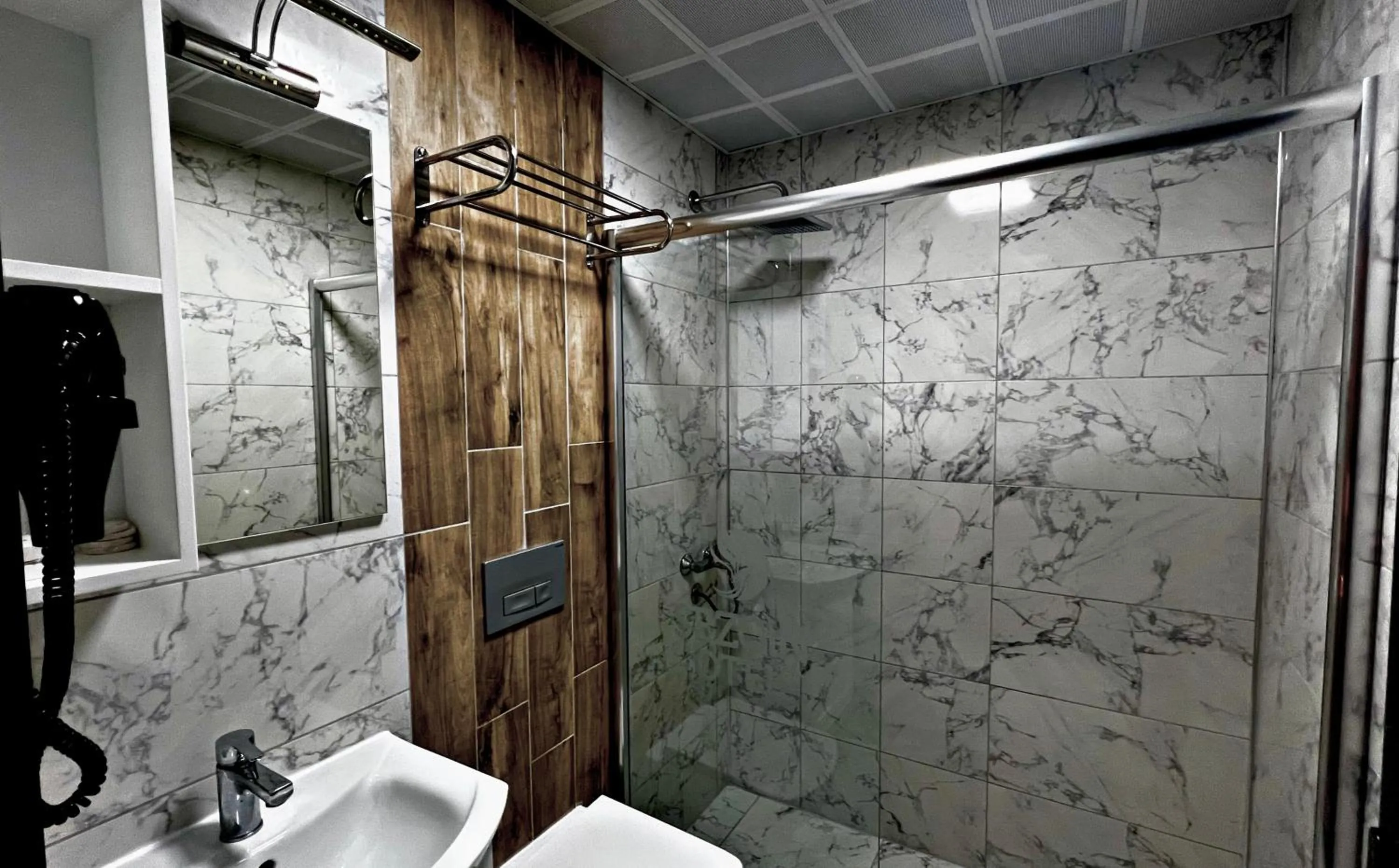 Bathroom in Sezgin Hotel