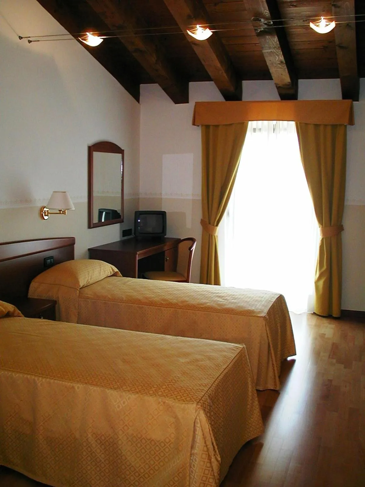 Bed in Hotel Ristorante Pedrocchi