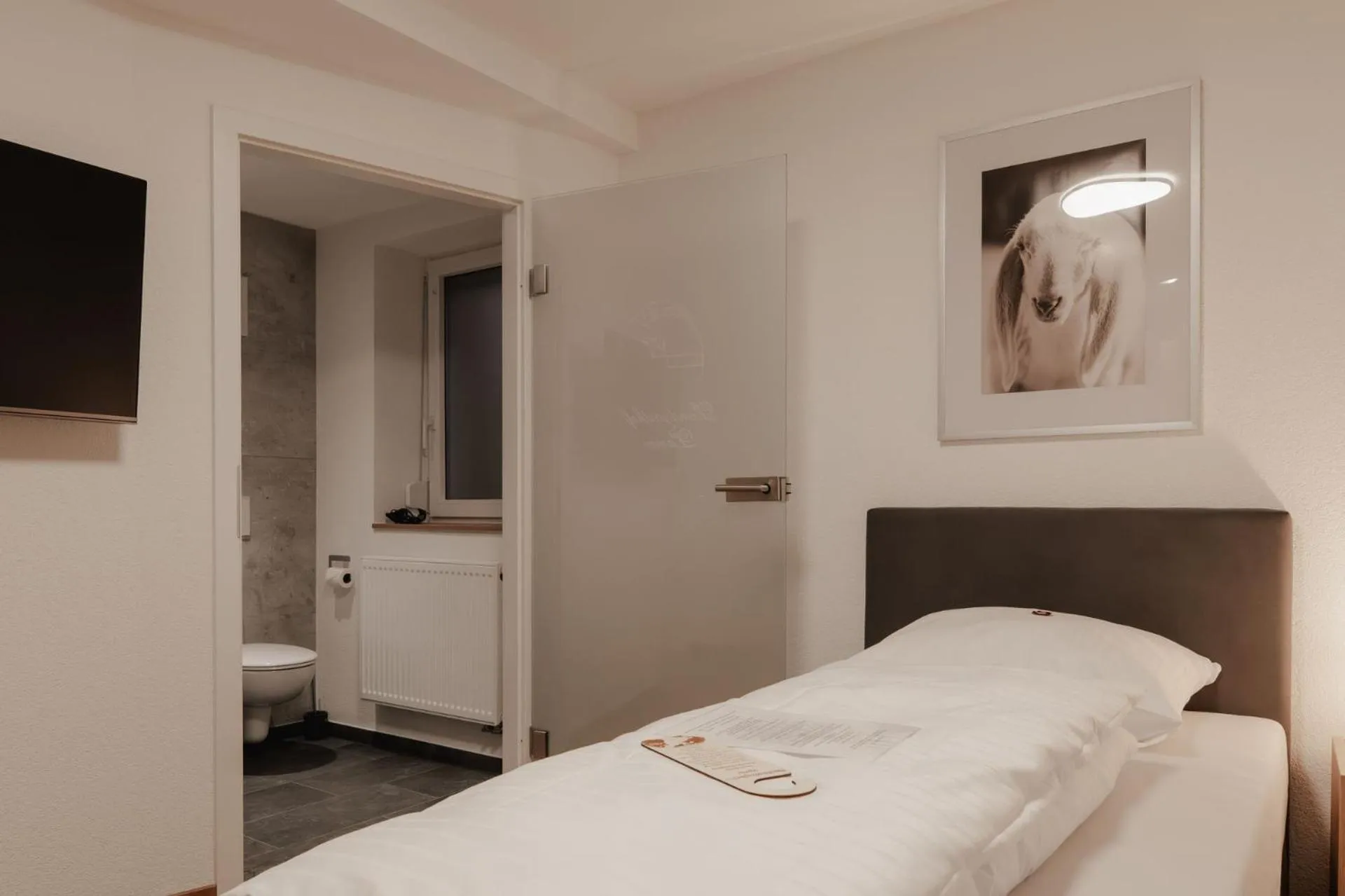 Bed in Landgasthof Lamm