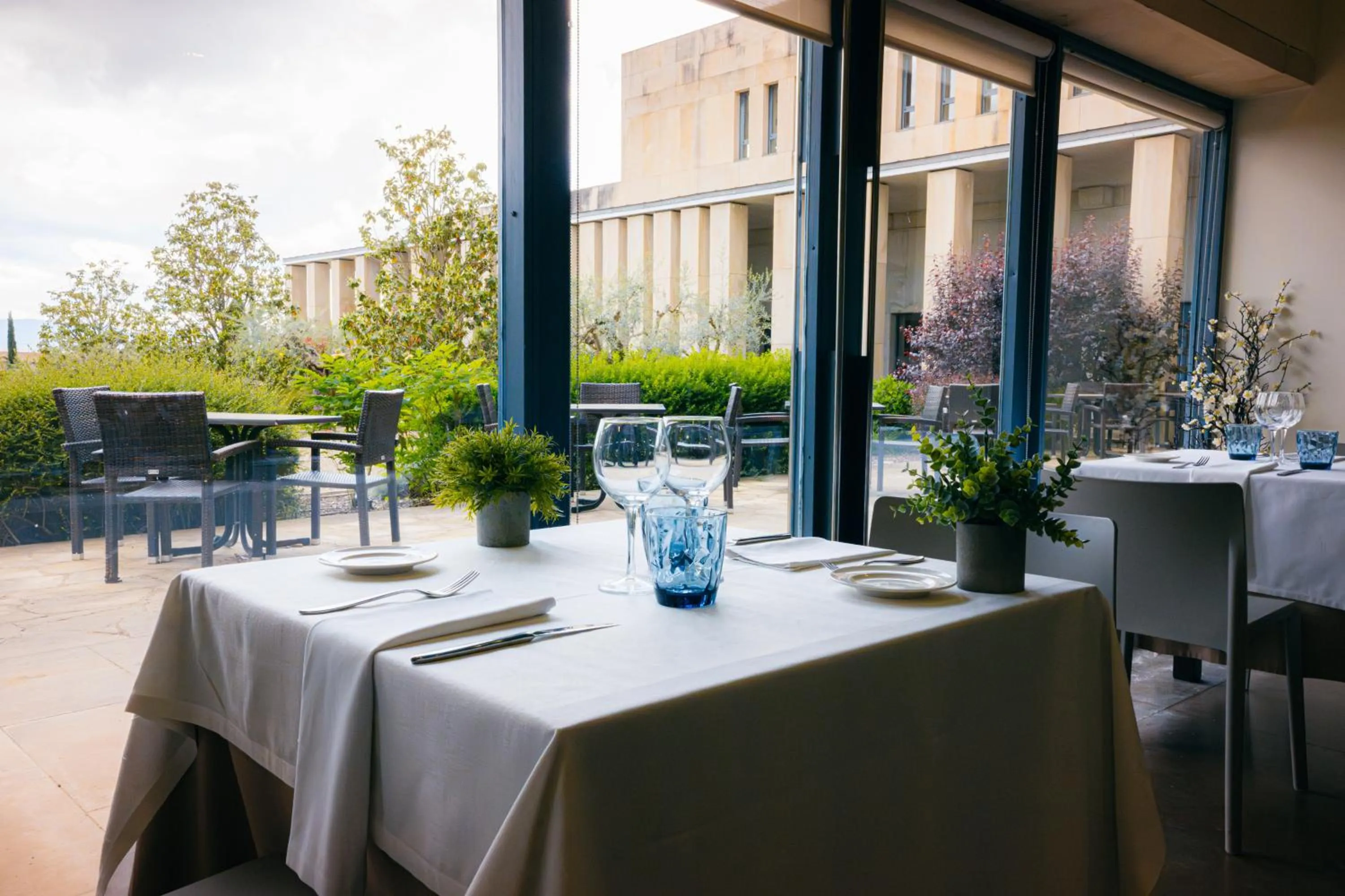 Restaurant/places to eat in Hostatgeria de Poblet