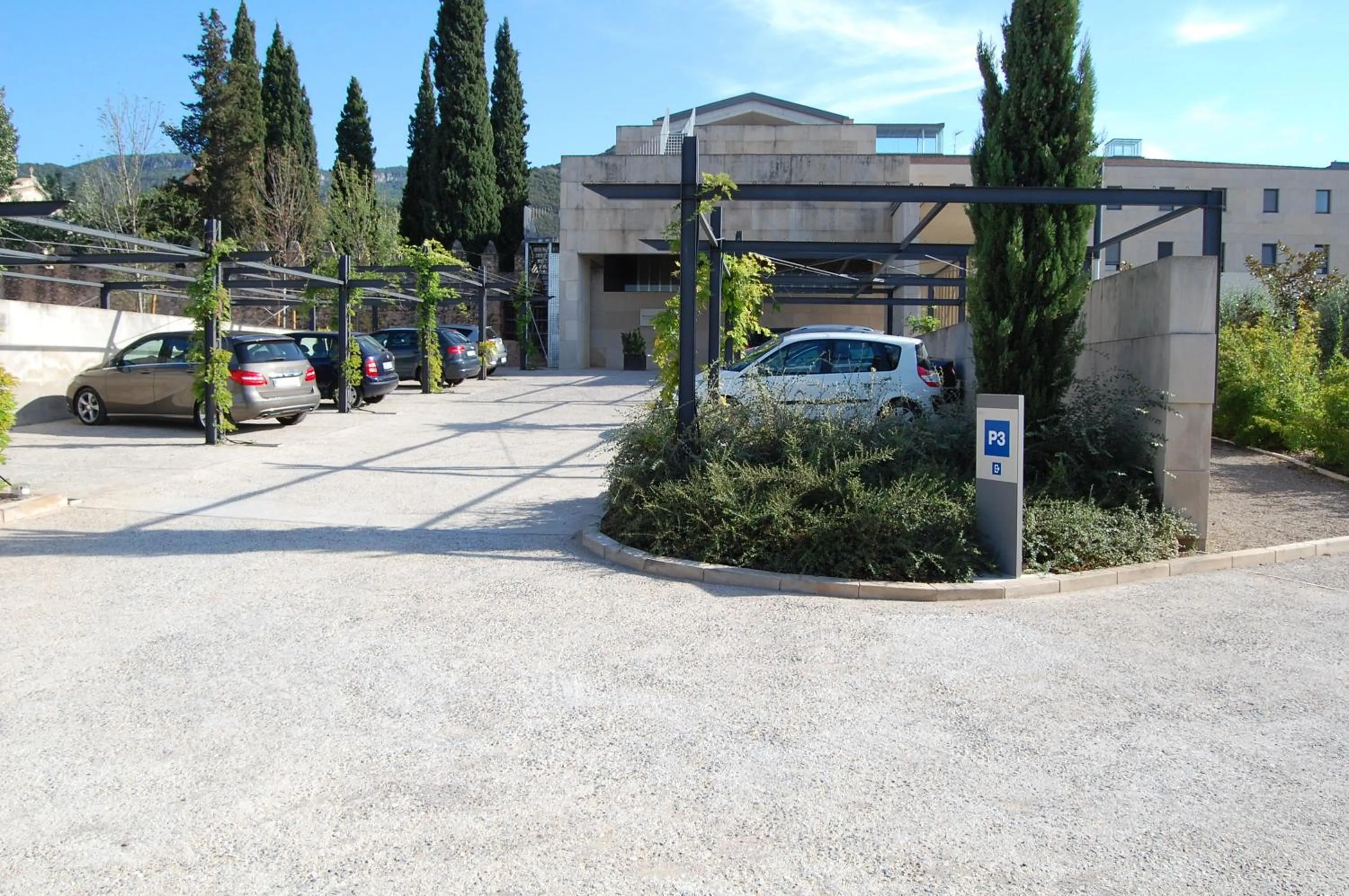 Parking in Hostatgeria de Poblet