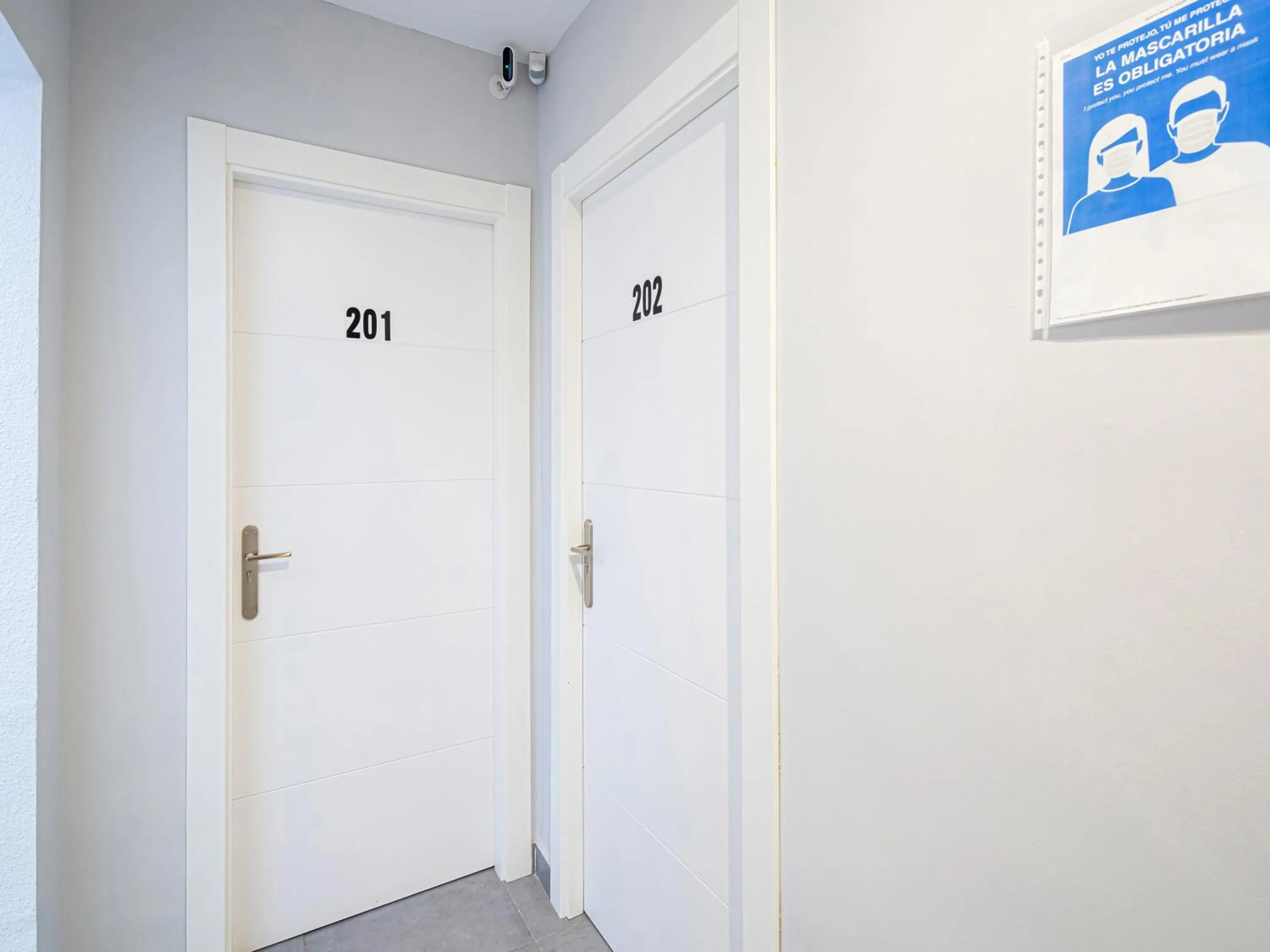 Logo/Certificate/Sign in Hostal Jireh