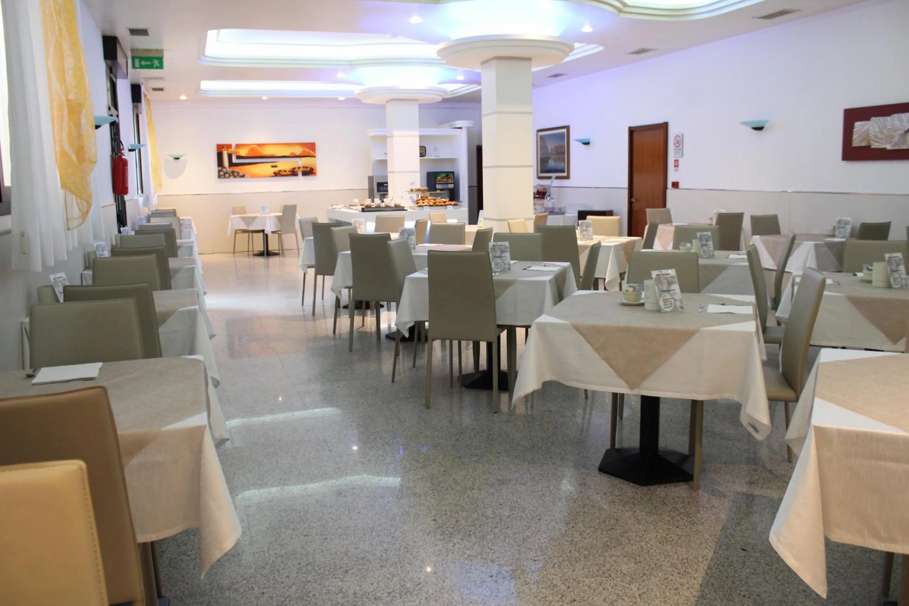 Breakfast in Hotel Belvedere