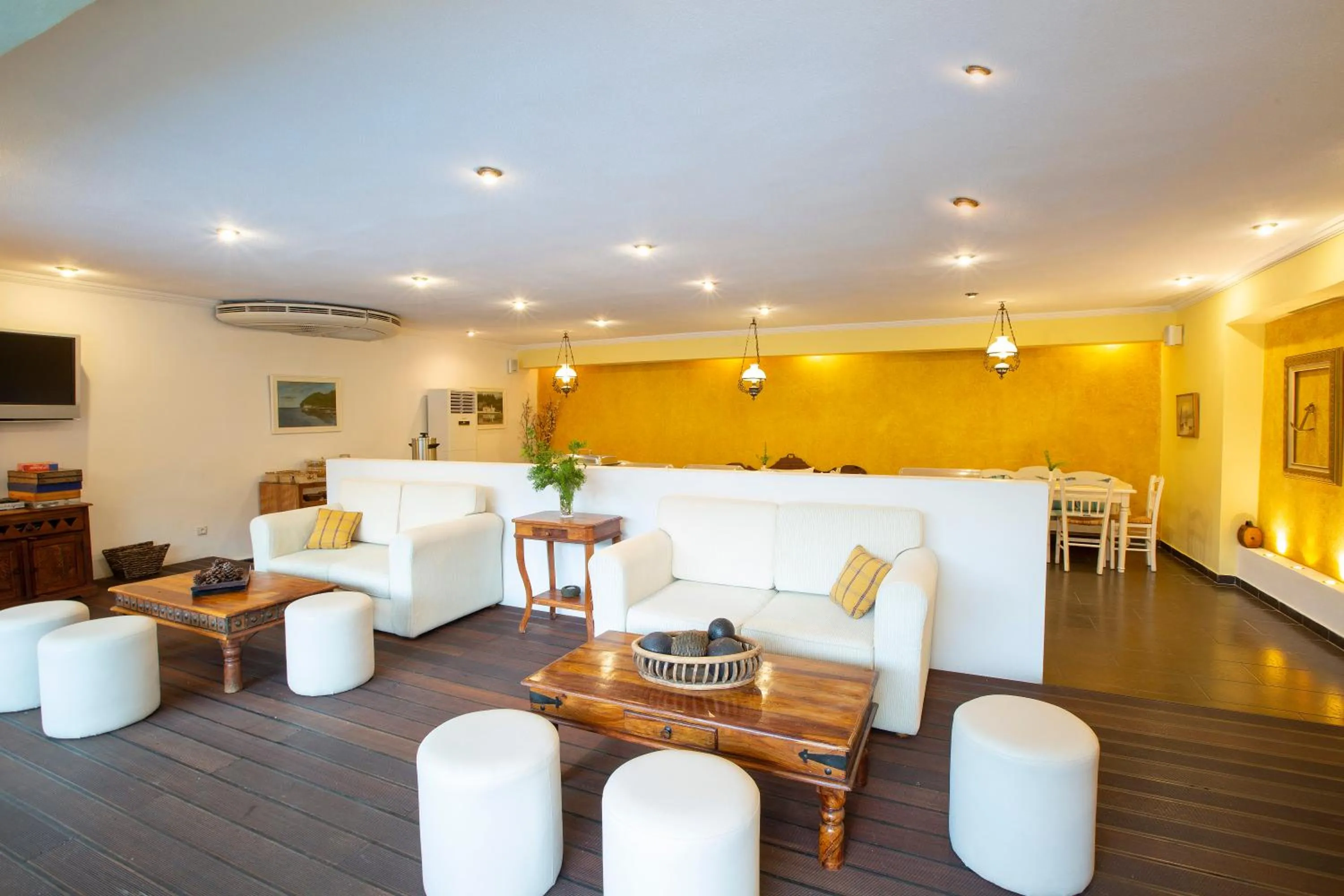 Seating area in Cleopatra Beach