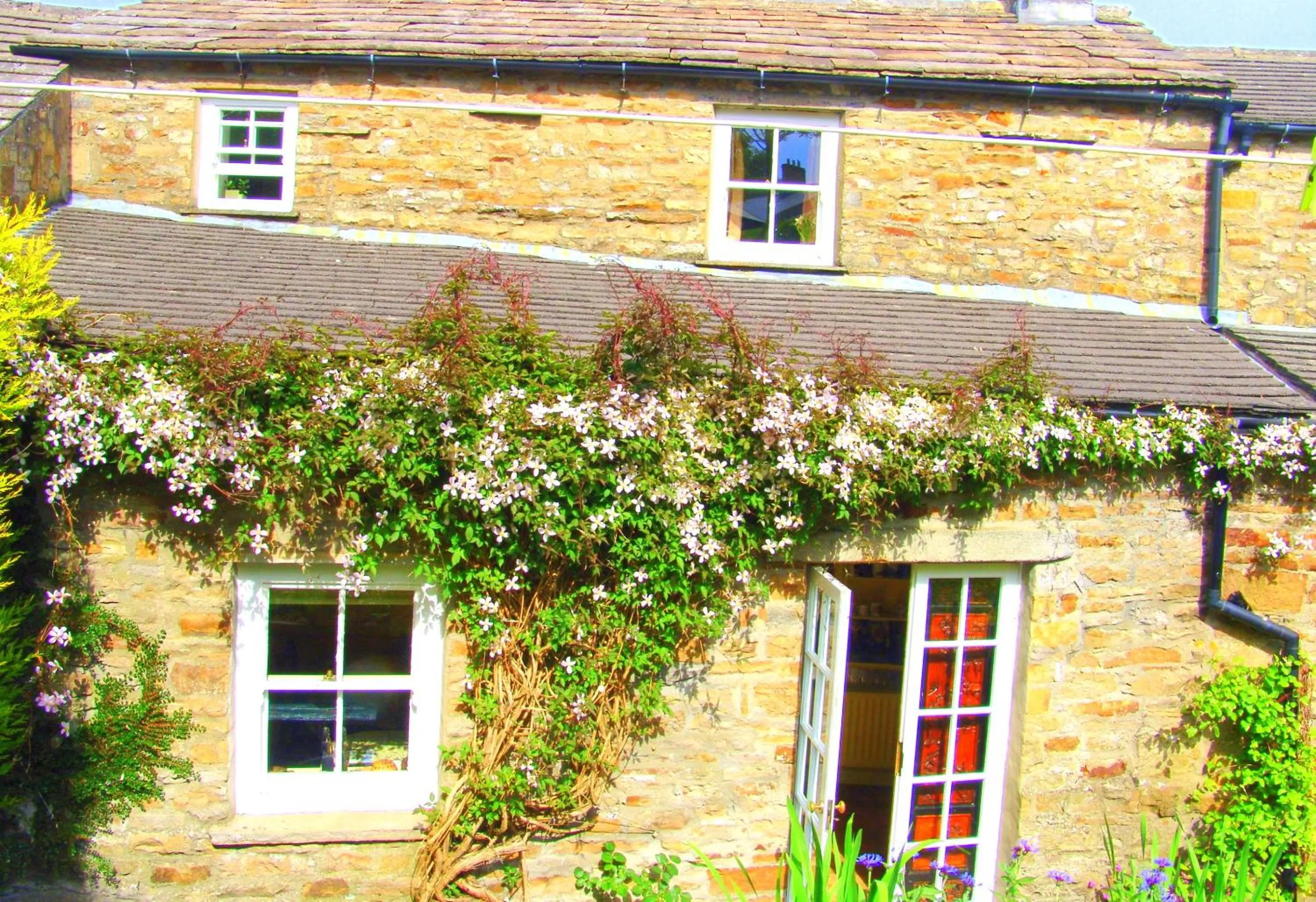 Property building in Hazels Roost B&B