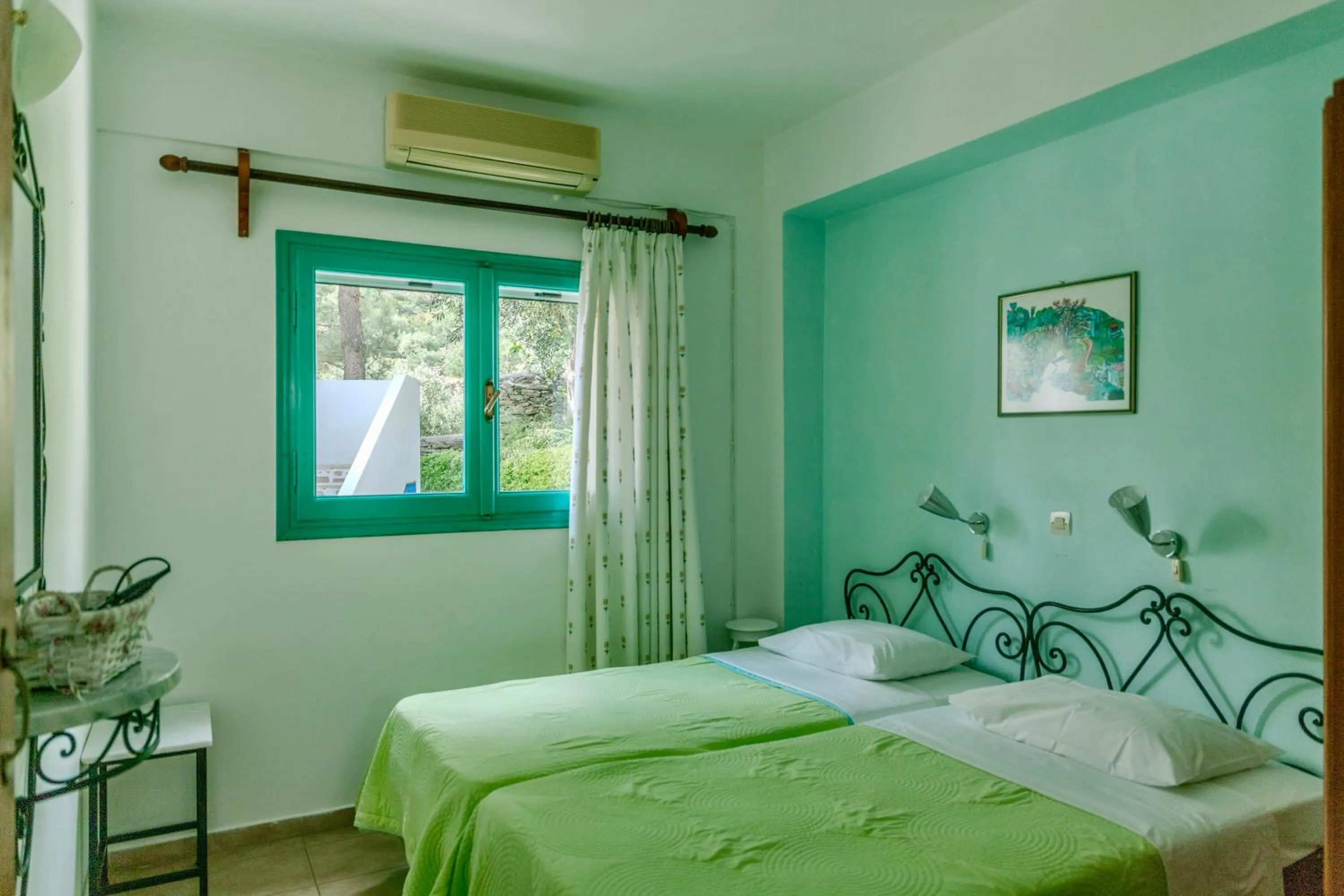 Bedroom, Bed in Patras Apartments