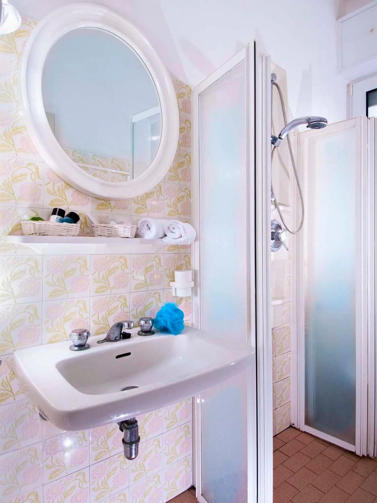 Bathroom in Hotel Diana