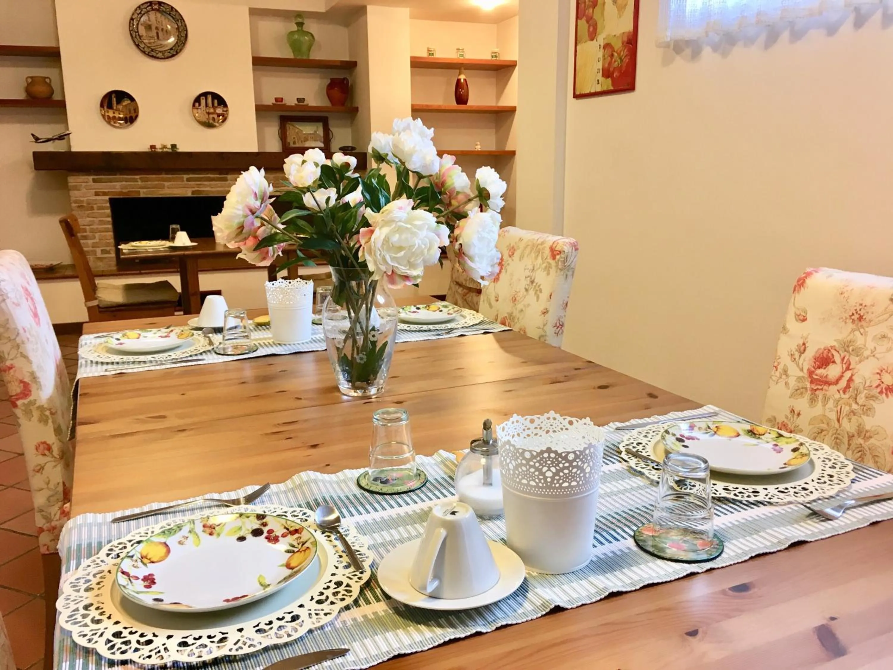 Continental breakfast in Inn Rome B&B