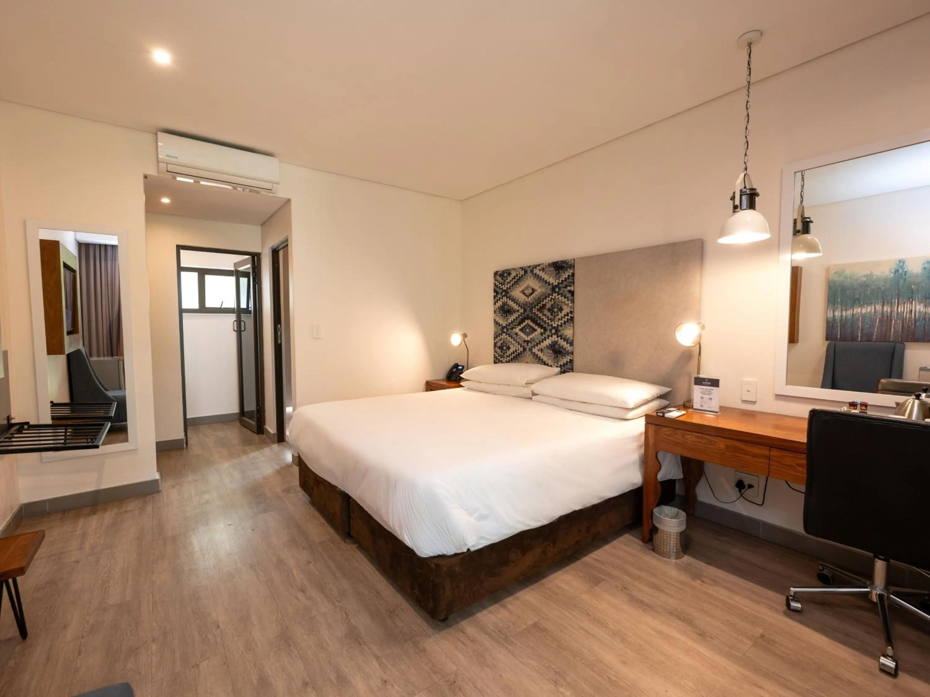 Bedroom, Bed in ANEW Resort Hunters Rest Rustenburg