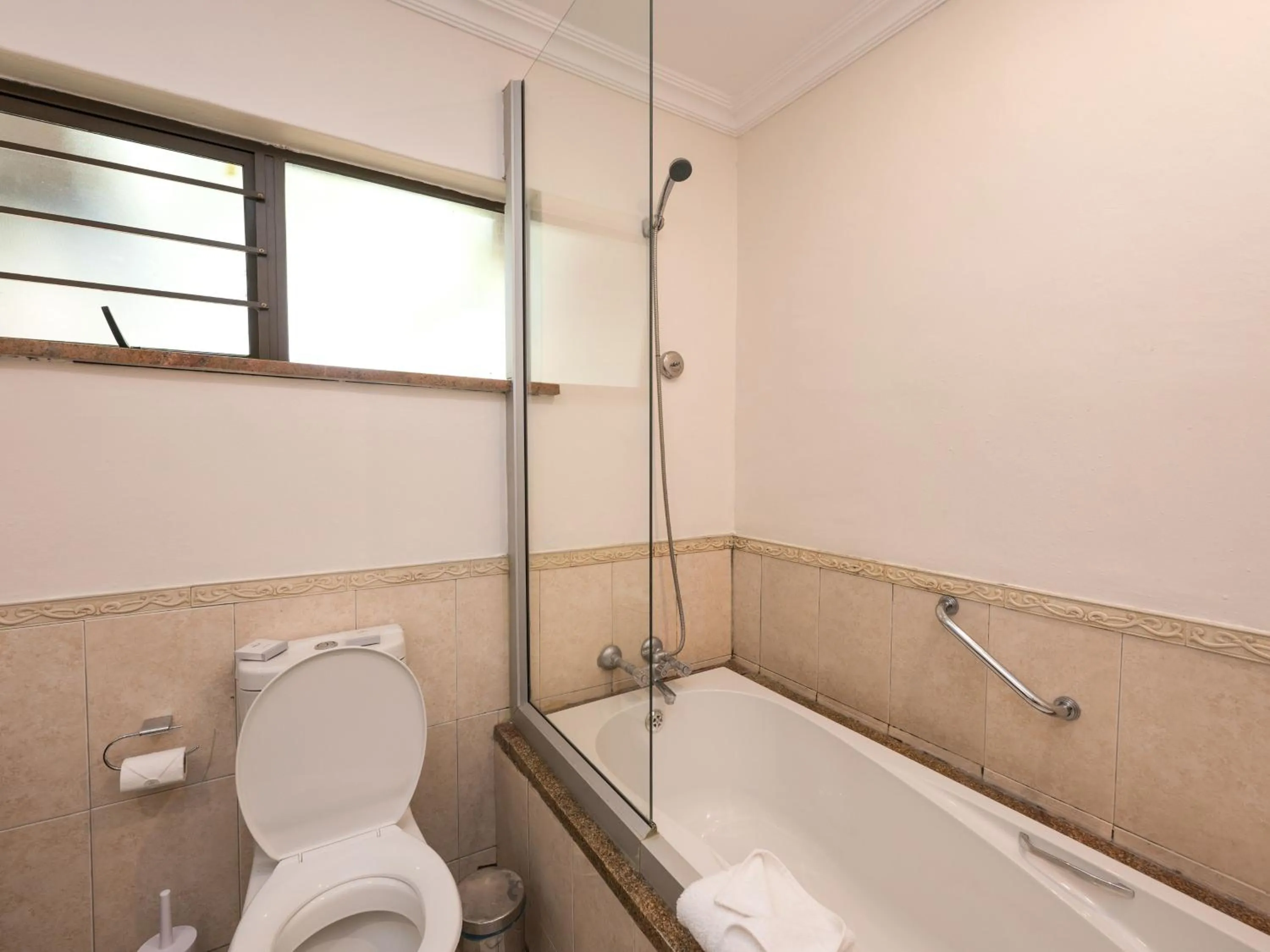 Toilet in ANEW Resort Hunters Rest Rustenburg