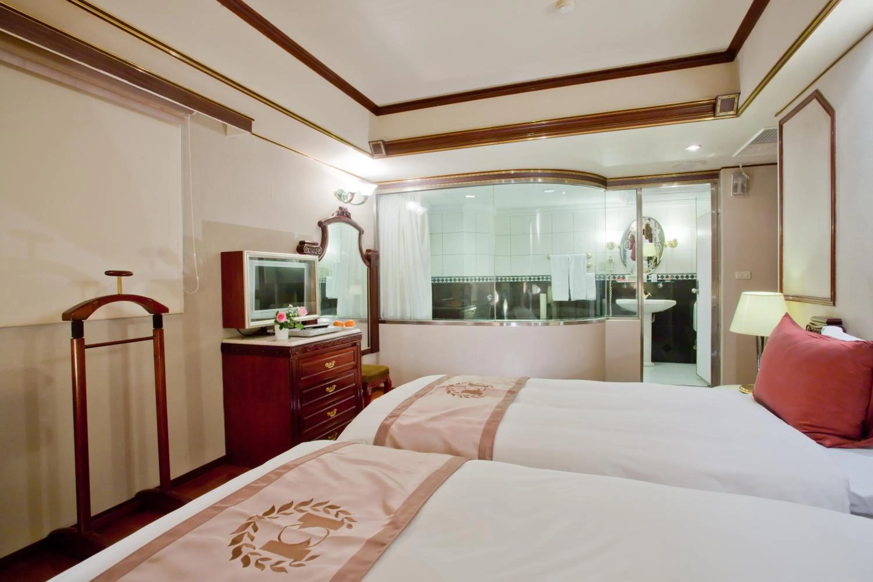 Bed in Charming City Songshan Hotel